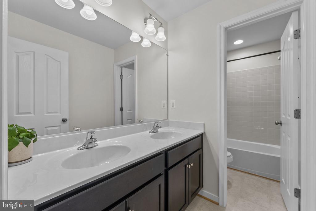 1705 MAGNOLIA CIR, CULPEPER, Virginia 22701, 5 Bedrooms Bedrooms, ,3 BathroomsBathrooms,Residential,1705 MAGNOLIA CIR,VACU2014016 MLS # VACU2014016 1705 MAGNOLIA CIR, CULPEPER, Virginia 22701, 5 Bedrooms Bedrooms, ,3 BathroomsBathrooms,Residential,1705 MAGNOLIA CIR,VACU2014016 MLS # VACU2014016