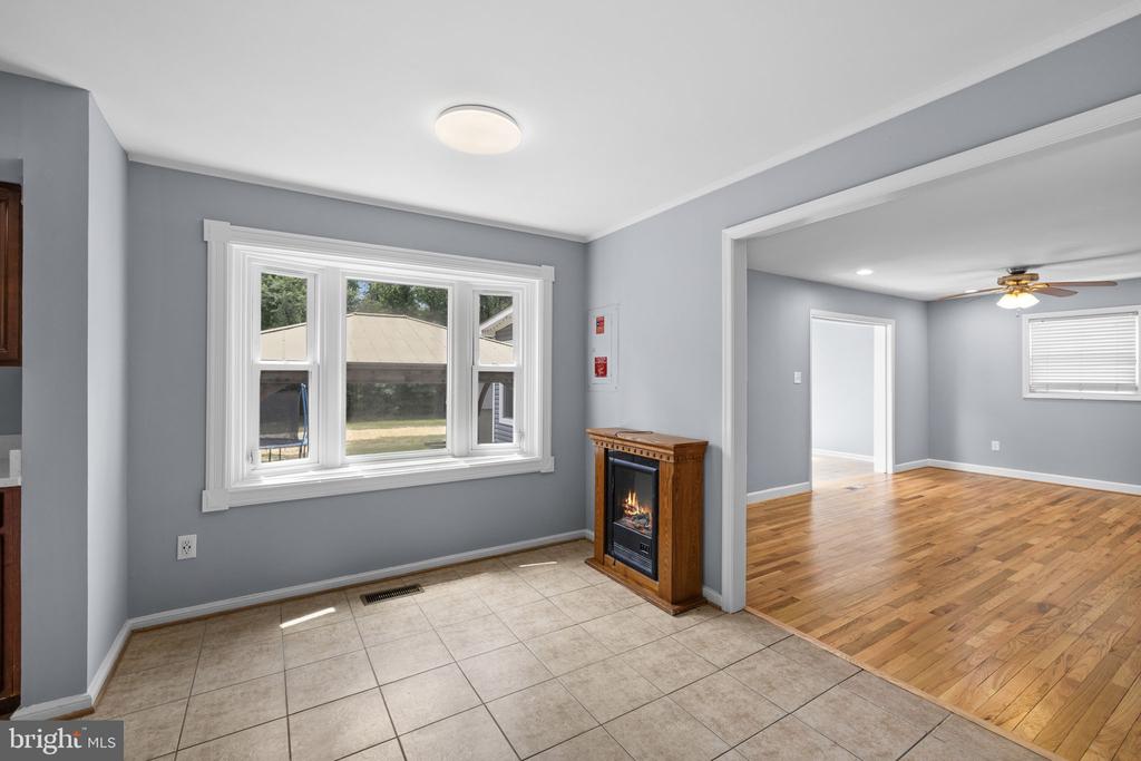 10329 GORDON RD, SPOTSYLVANIA, Virginia 22553, 4 Bedrooms Bedrooms, ,3 BathroomsBathrooms,Residential,10329 GORDON RD,VASP2043064 MLS # VASP2043064