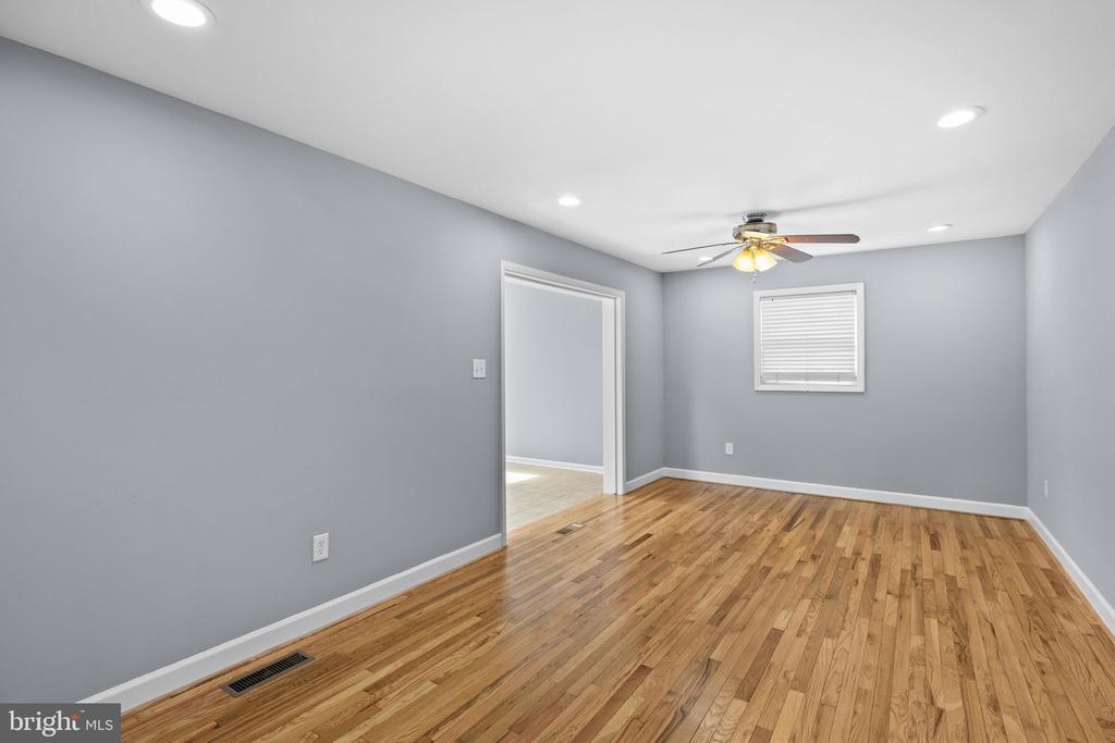 10329 GORDON RD, SPOTSYLVANIA, Virginia 22553, 4 Bedrooms Bedrooms, ,3 BathroomsBathrooms,Residential,10329 GORDON RD,VASP2043064 MLS # VASP2043064