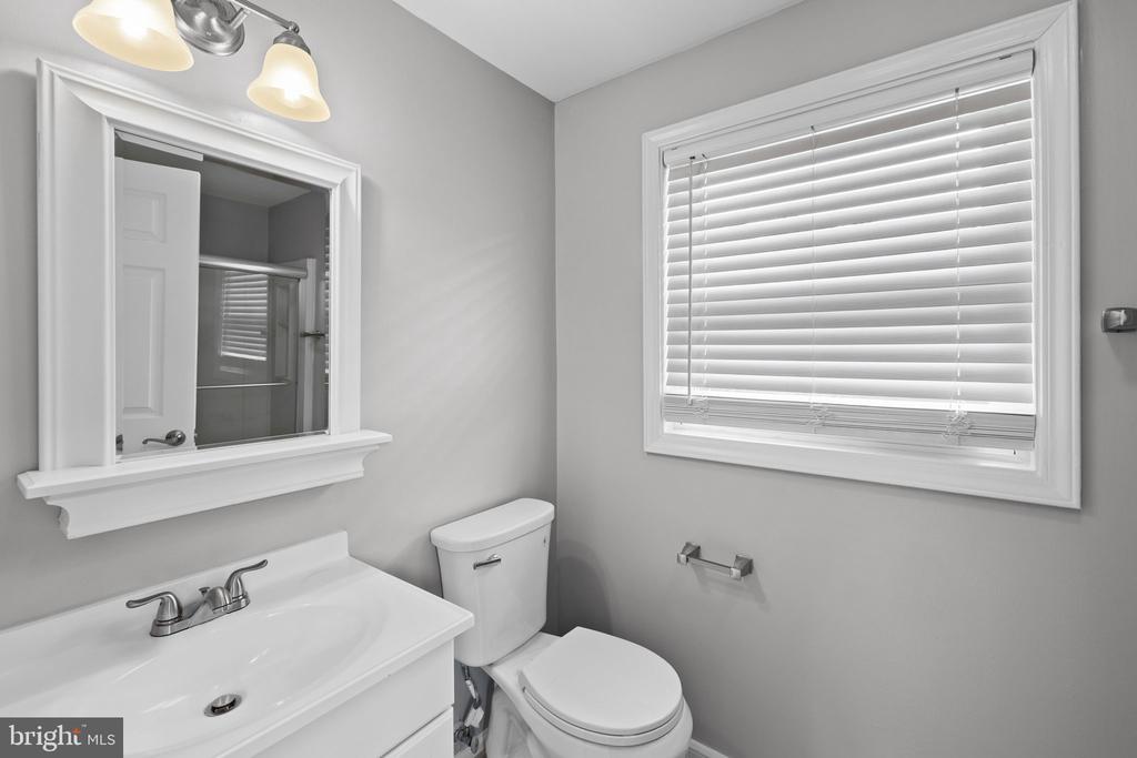 10329 GORDON RD, SPOTSYLVANIA, Virginia 22553, 4 Bedrooms Bedrooms, ,3 BathroomsBathrooms,Residential,10329 GORDON RD,VASP2043064 MLS # VASP2043064