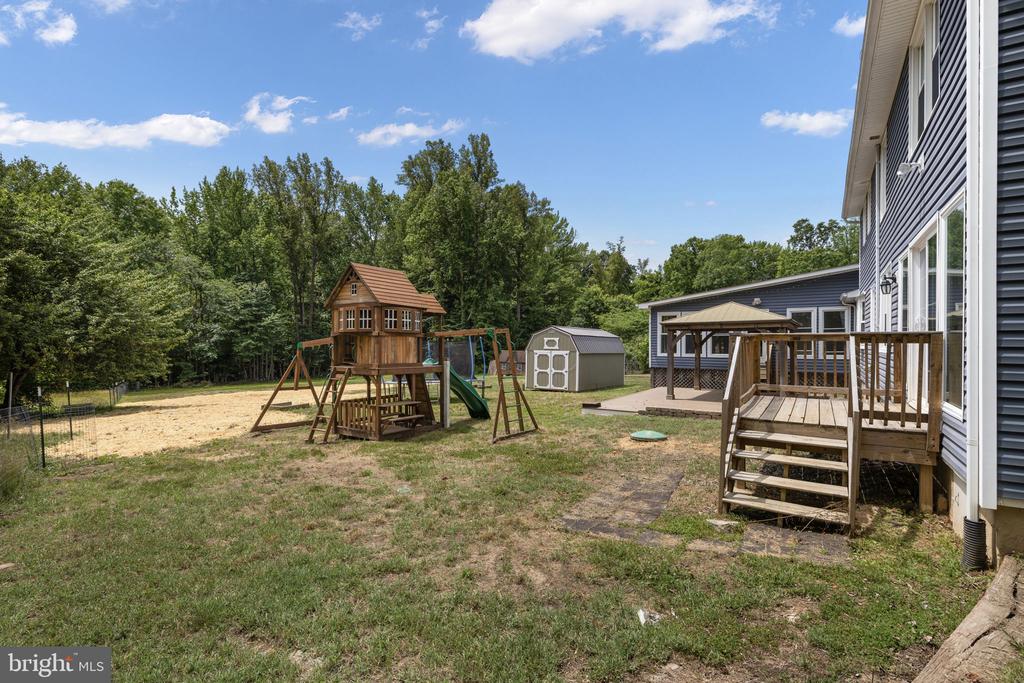 10329 GORDON RD, SPOTSYLVANIA, Virginia 22553, 4 Bedrooms Bedrooms, ,3 BathroomsBathrooms,Residential,10329 GORDON RD,VASP2043064 MLS # VASP2043064