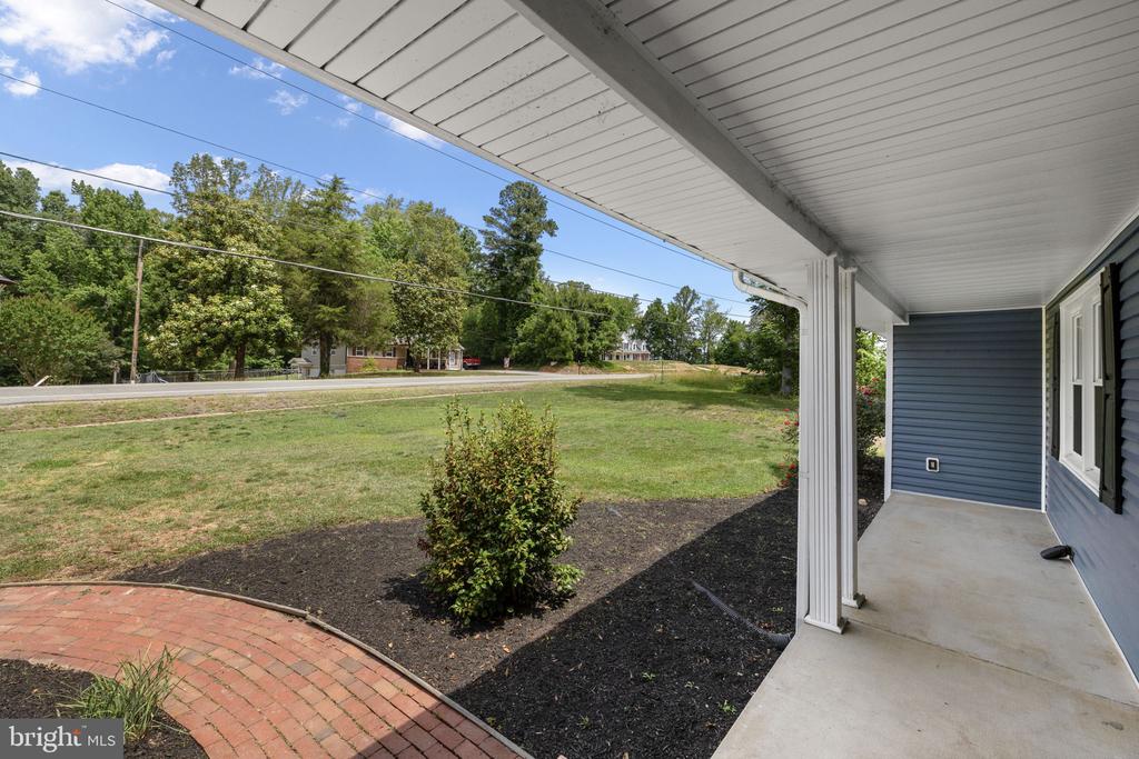 10329 GORDON RD, SPOTSYLVANIA, Virginia 22553, 4 Bedrooms Bedrooms, ,3 BathroomsBathrooms,Residential,10329 GORDON RD,VASP2043064 MLS # VASP2043064