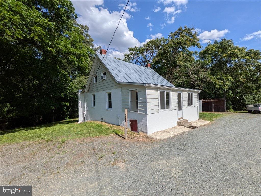 219 SKYVIEW LN, ARODA, Virginia 22709, 3 Bedrooms Bedrooms, ,1 BathroomBathrooms,Residential,219 SKYVIEW LN,VAMA2002830 MLS # VAMA2002830 219 SKYVIEW LN, ARODA, Virginia 22709, 3 Bedrooms Bedrooms, ,1 BathroomBathrooms,Residential,219 SKYVIEW LN,VAMA2002830 MLS # VAMA2002830