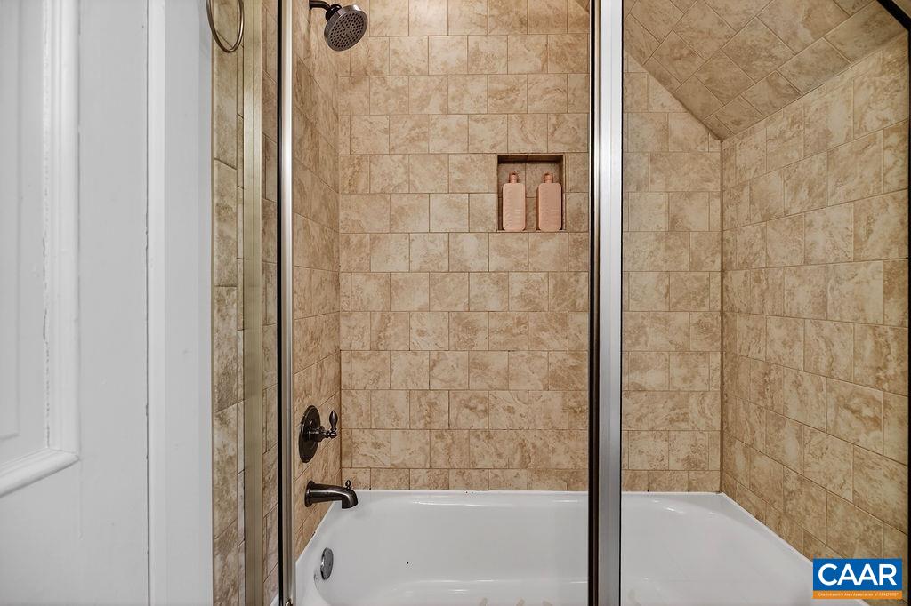 455 DEER SPRINGS LN, WINTERGREEN, Virginia 22967, 3 Bedrooms Bedrooms, ,2 BathroomsBathrooms,Residential,455 DEER SPRINGS LN,678539 MLS # 678539