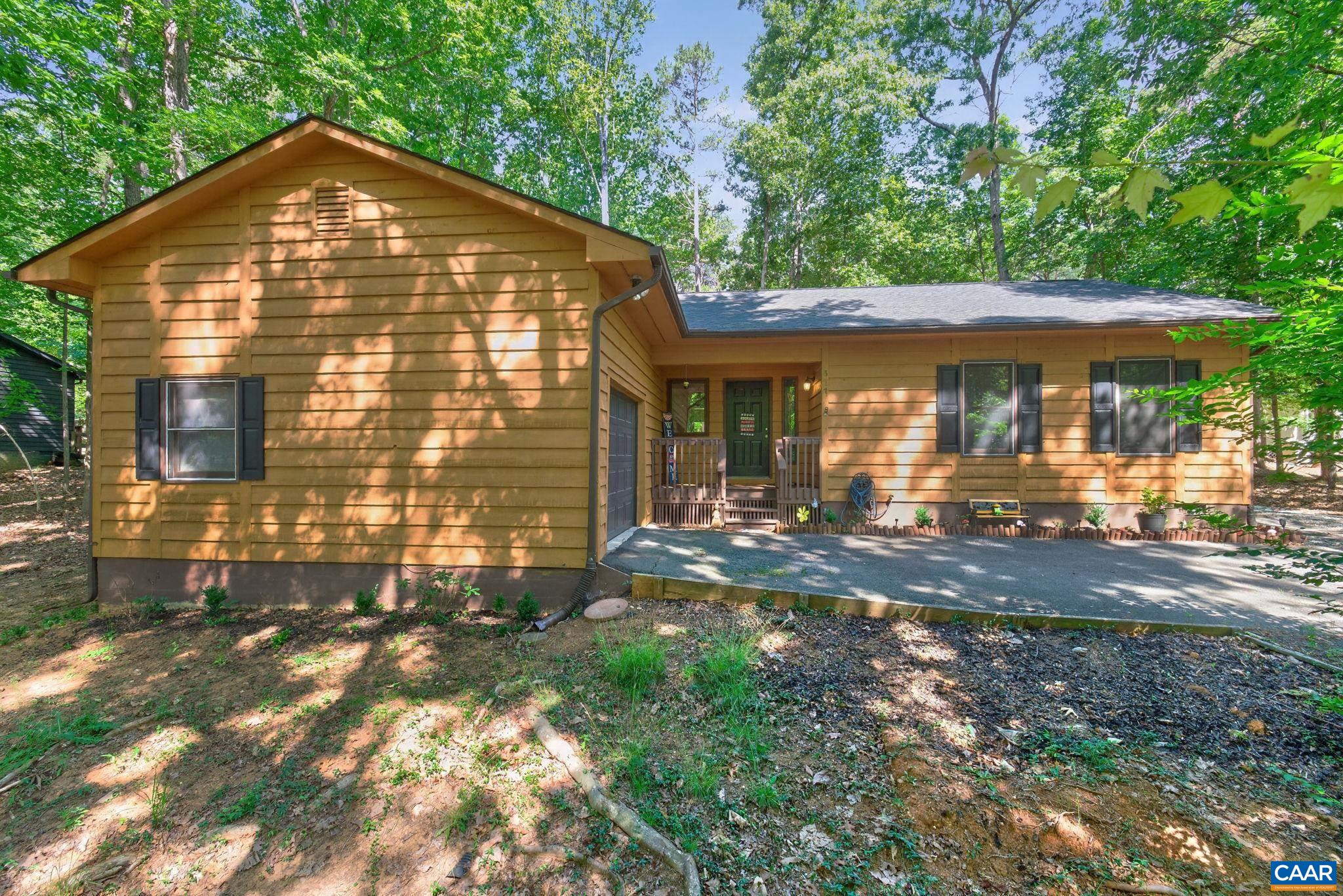 377 JEFFERSON DR, PALMYRA, Virginia 22963, 3 Bedrooms Bedrooms, ,2 BathroomsBathrooms,Residential,377 JEFFERSON DR,678542 MLS # 678542