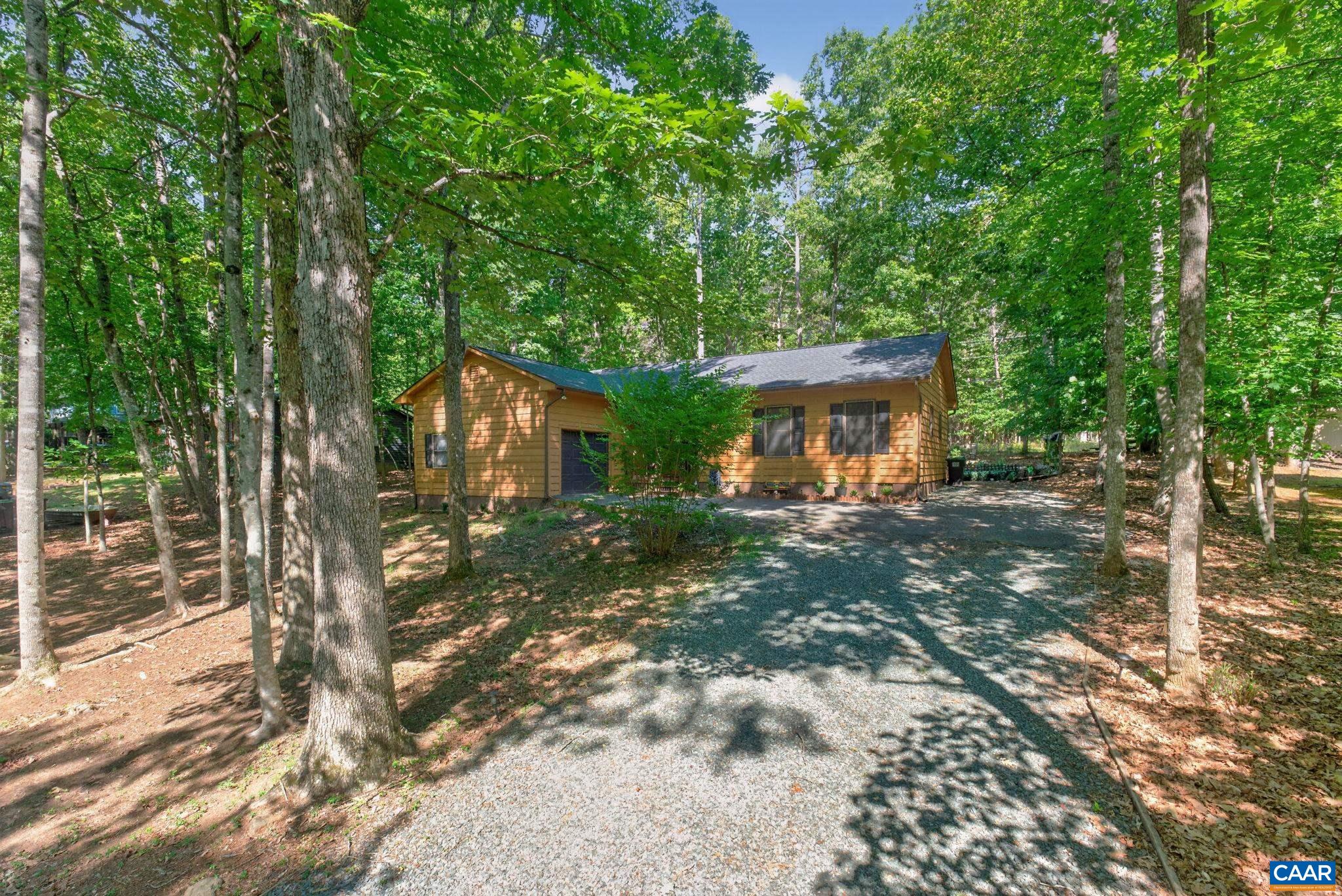 377 JEFFERSON DR, PALMYRA, Virginia 22963, 3 Bedrooms Bedrooms, ,2 BathroomsBathrooms,Residential,377 JEFFERSON DR,678542 MLS # 678542