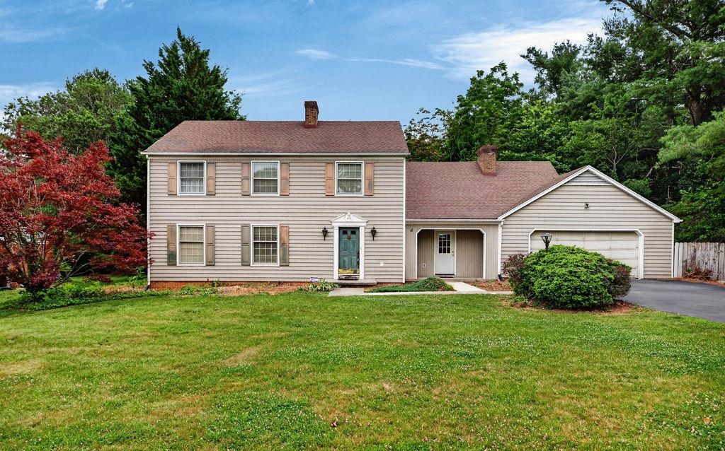 2818 PLANTATION LN, WAYNESBORO, Virginia 22980, 4 Bedrooms Bedrooms, ,2 BathroomsBathrooms,Residential,2818 PLANTATION LN,678626 MLS # 678626
