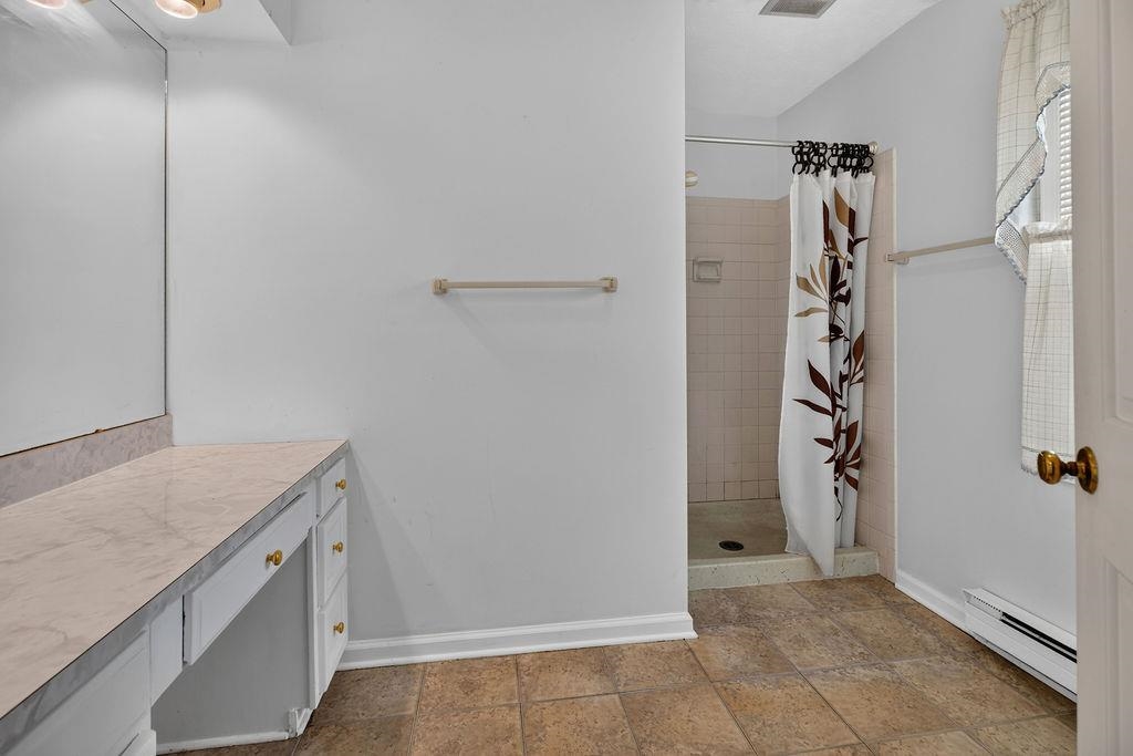 2818 PLANTATION LN, WAYNESBORO, Virginia 22980, 4 Bedrooms Bedrooms, ,2 BathroomsBathrooms,Residential,2818 PLANTATION LN,678626 MLS # 678626