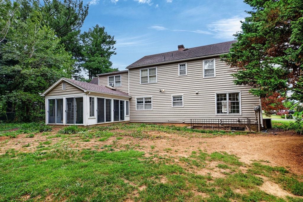 2818 PLANTATION LN, WAYNESBORO, Virginia 22980, 4 Bedrooms Bedrooms, ,2 BathroomsBathrooms,Residential,2818 PLANTATION LN,678626 MLS # 678626