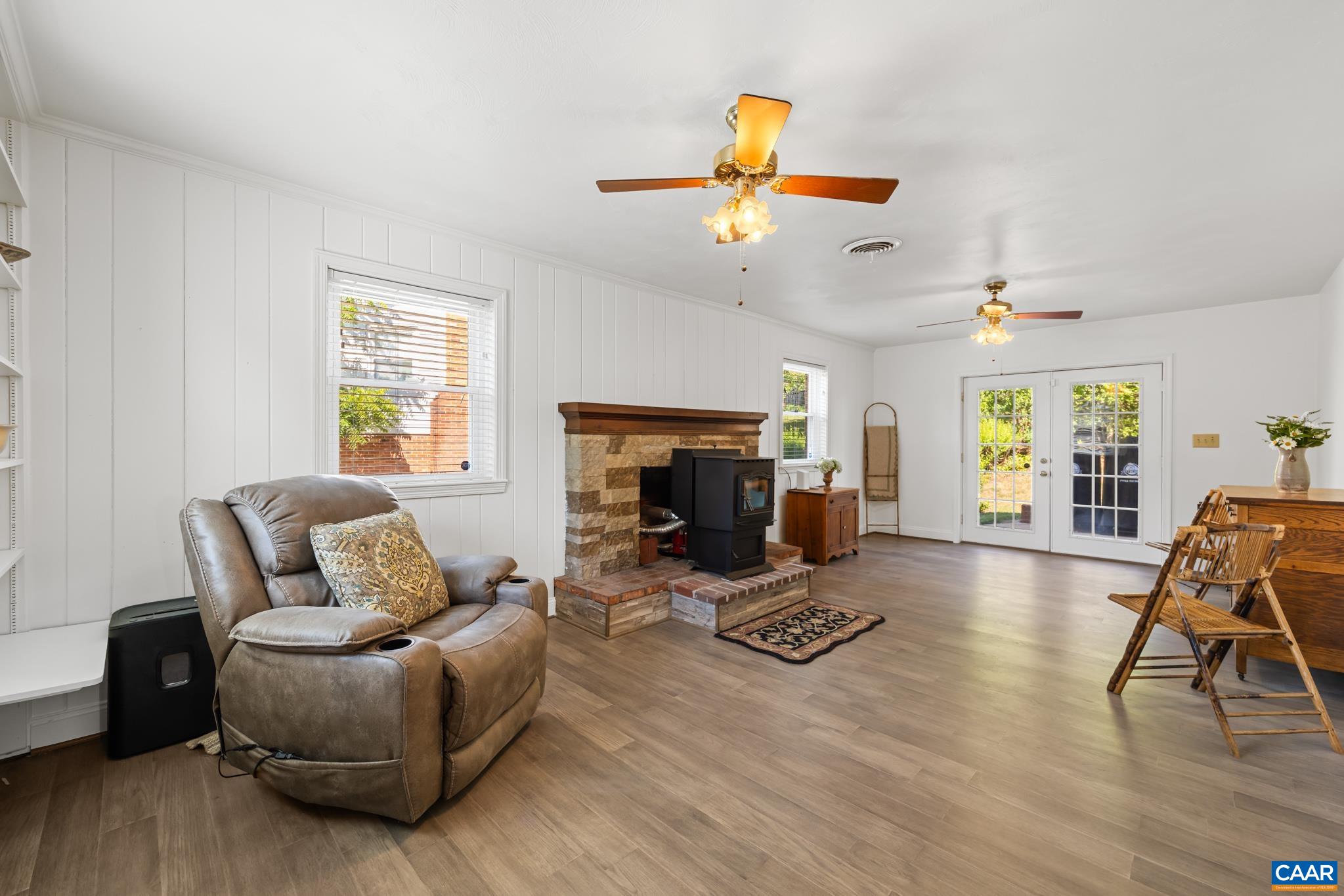 327 BRENTWOOD RD, CHARLOTTESVILLE, Virginia 22901, 3 Bedrooms Bedrooms, ,2 BathroomsBathrooms,Residential,327 BRENTWOOD RD,678628 MLS # 678628