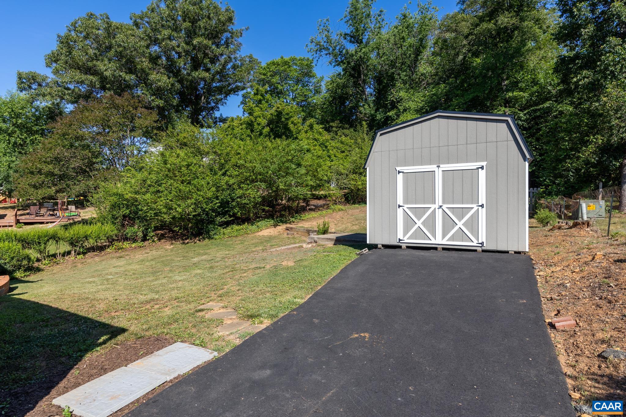 327 BRENTWOOD RD, CHARLOTTESVILLE, Virginia 22901, 3 Bedrooms Bedrooms, ,2 BathroomsBathrooms,Residential,327 BRENTWOOD RD,678628 MLS # 678628