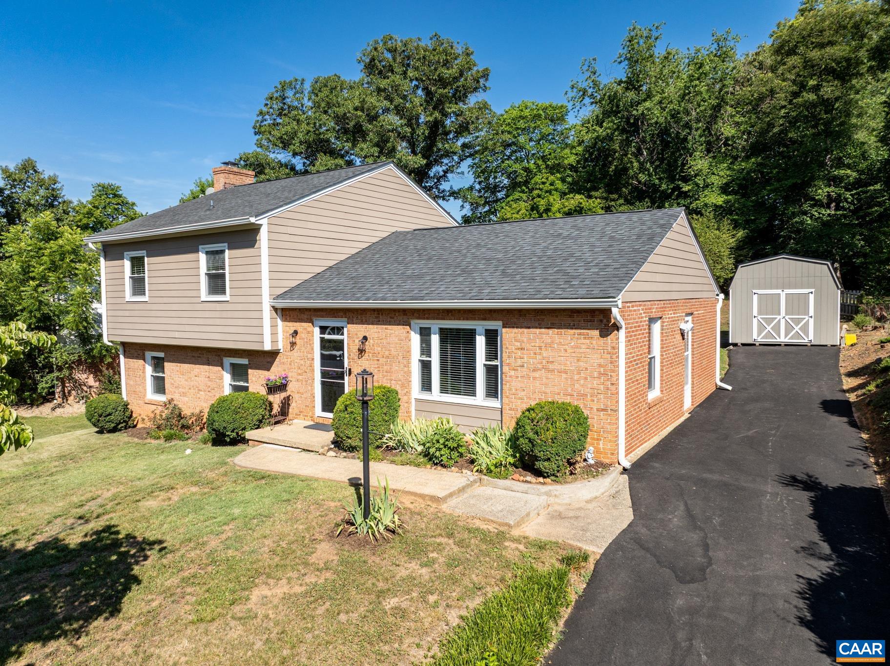 327 BRENTWOOD RD, CHARLOTTESVILLE, Virginia 22901, 3 Bedrooms Bedrooms, ,2 BathroomsBathrooms,Residential,327 BRENTWOOD RD,678628 MLS # 678628