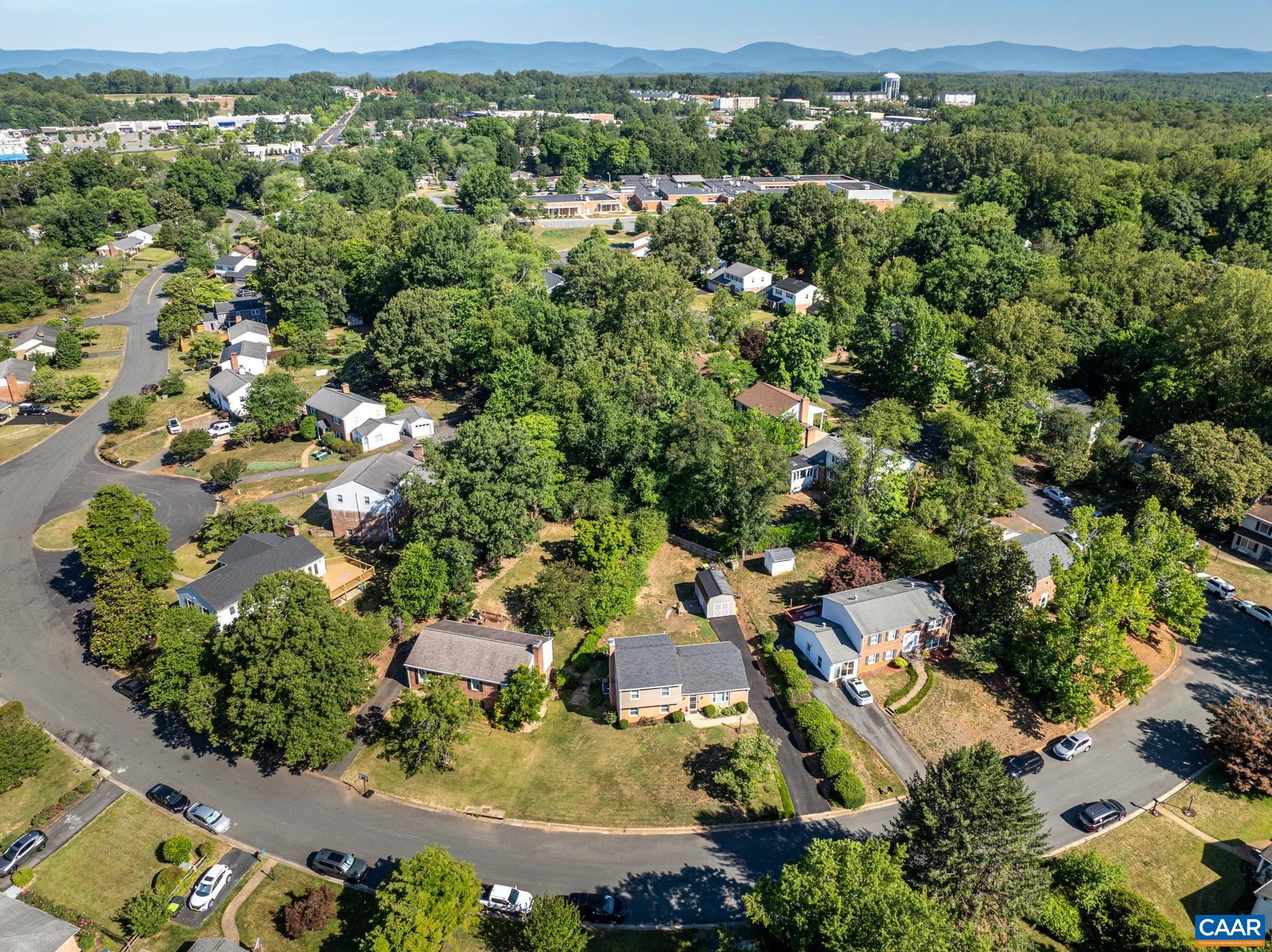 327 BRENTWOOD RD, CHARLOTTESVILLE, Virginia 22901, 3 Bedrooms Bedrooms, ,2 BathroomsBathrooms,Residential,327 BRENTWOOD RD,678628 MLS # 678628