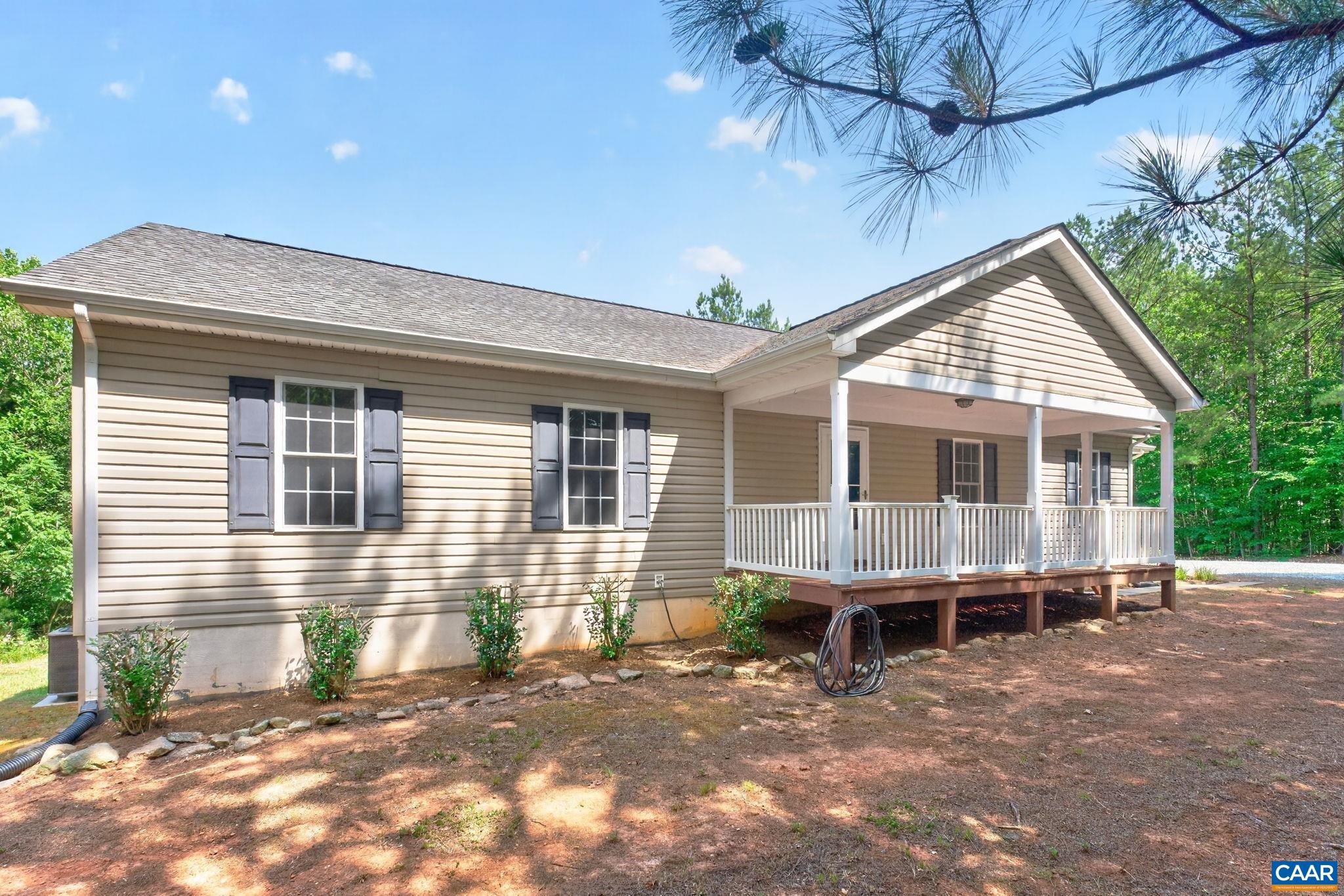 38 BUTLER LN, SCOTTSVILLE, Virginia 24590, 3 Bedrooms Bedrooms, ,2 BathroomsBathrooms,Residential,38 BUTLER LN,678631 MLS # 678631