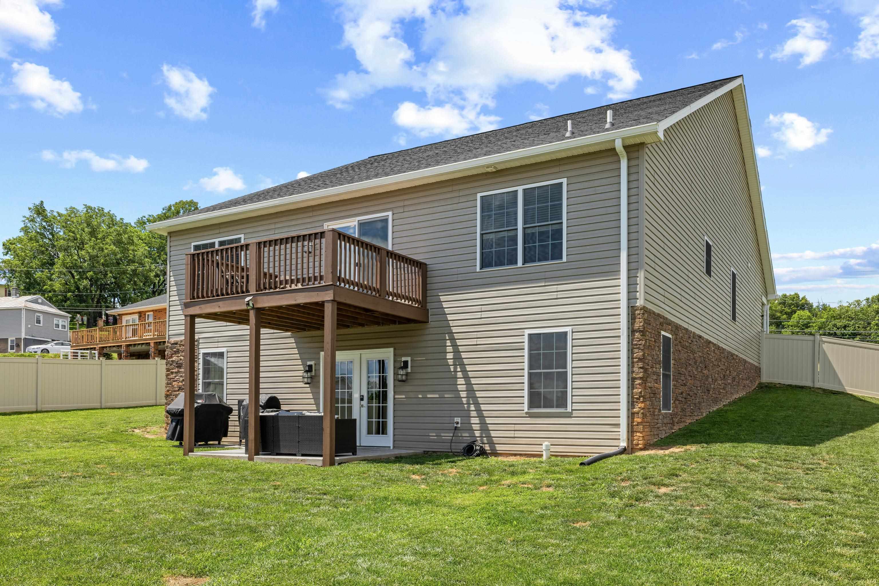 250 CHURCH ST, TIMBERVILLE, Virginia 22853, 3 Bedrooms Bedrooms, ,2 BathroomsBathrooms,Residential,Charming Craftsman,250 CHURCH ST,678632 MLS # 678632 250 CHURCH ST, TIMBERVILLE, Virginia 22853, 3 Bedrooms Bedrooms, ,2 BathroomsBathrooms,Residential,Charming Craftsman,250 CHURCH ST,678632 MLS # 678632