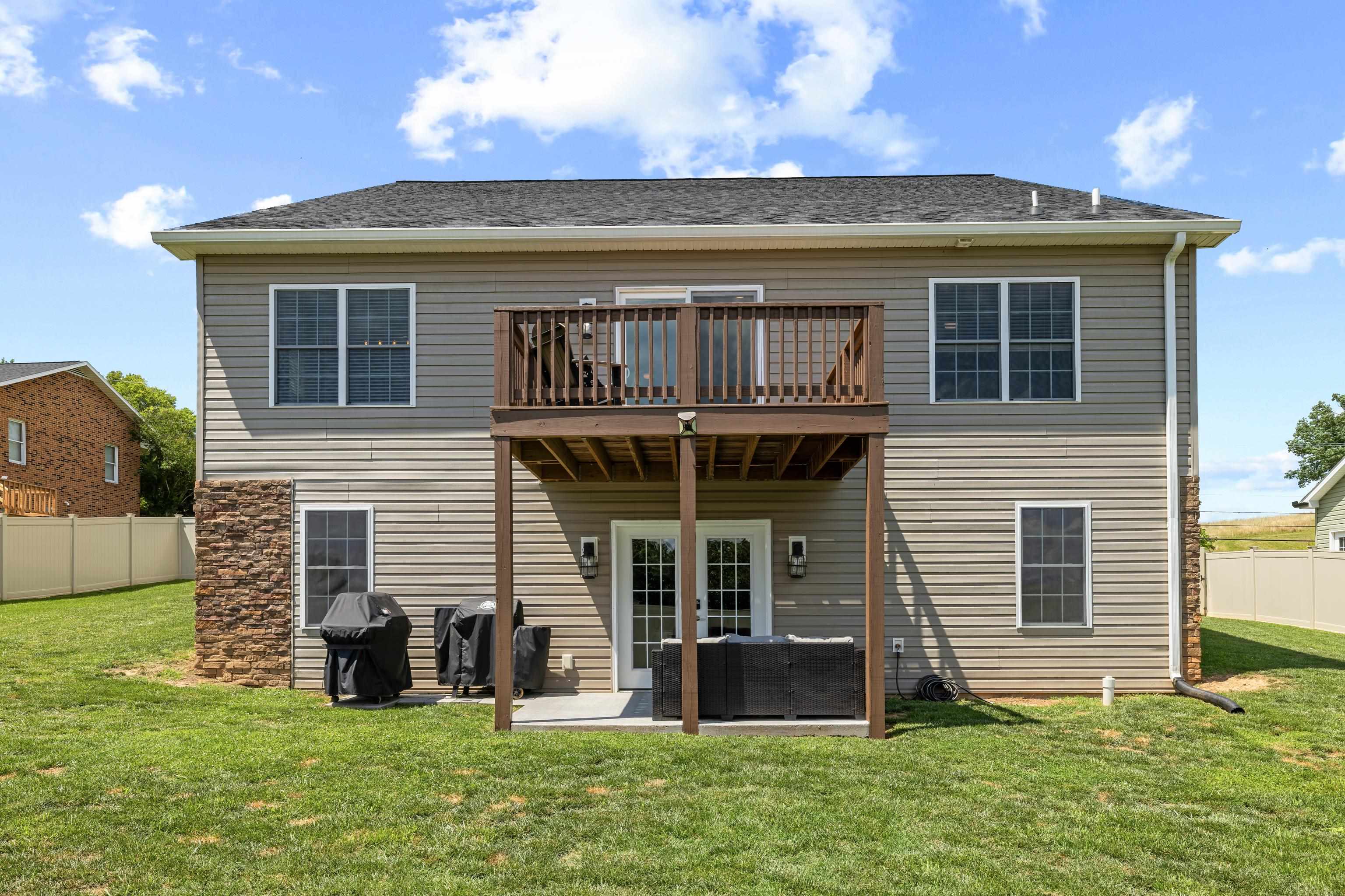 250 CHURCH ST, TIMBERVILLE, Virginia 22853, 3 Bedrooms Bedrooms, ,2 BathroomsBathrooms,Residential,Charming Craftsman,250 CHURCH ST,678632 MLS # 678632 250 CHURCH ST, TIMBERVILLE, Virginia 22853, 3 Bedrooms Bedrooms, ,2 BathroomsBathrooms,Residential,Charming Craftsman,250 CHURCH ST,678632 MLS # 678632