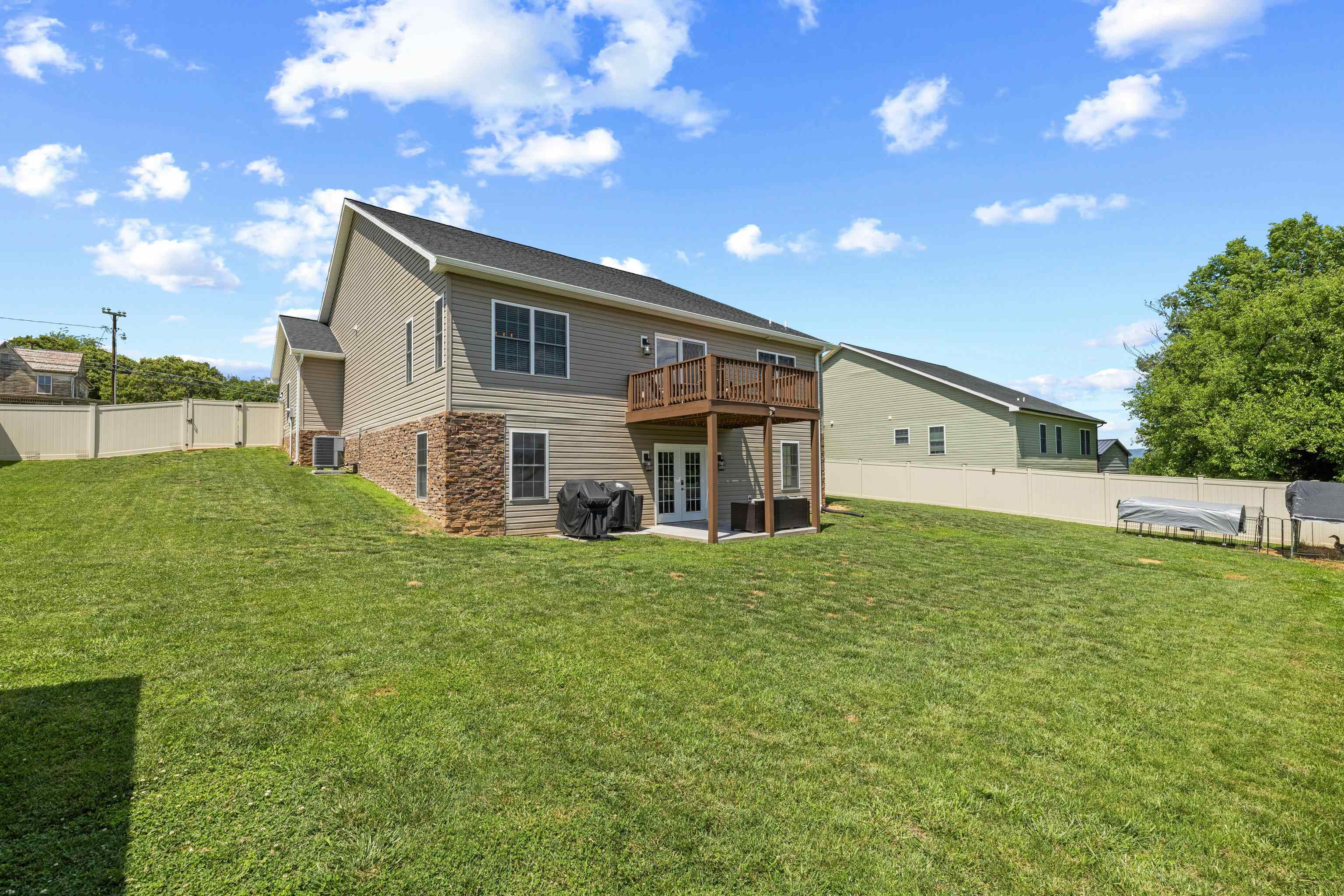 250 CHURCH ST, TIMBERVILLE, Virginia 22853, 3 Bedrooms Bedrooms, ,2 BathroomsBathrooms,Residential,Charming Craftsman,250 CHURCH ST,678632 MLS # 678632 250 CHURCH ST, TIMBERVILLE, Virginia 22853, 3 Bedrooms Bedrooms, ,2 BathroomsBathrooms,Residential,Charming Craftsman,250 CHURCH ST,678632 MLS # 678632