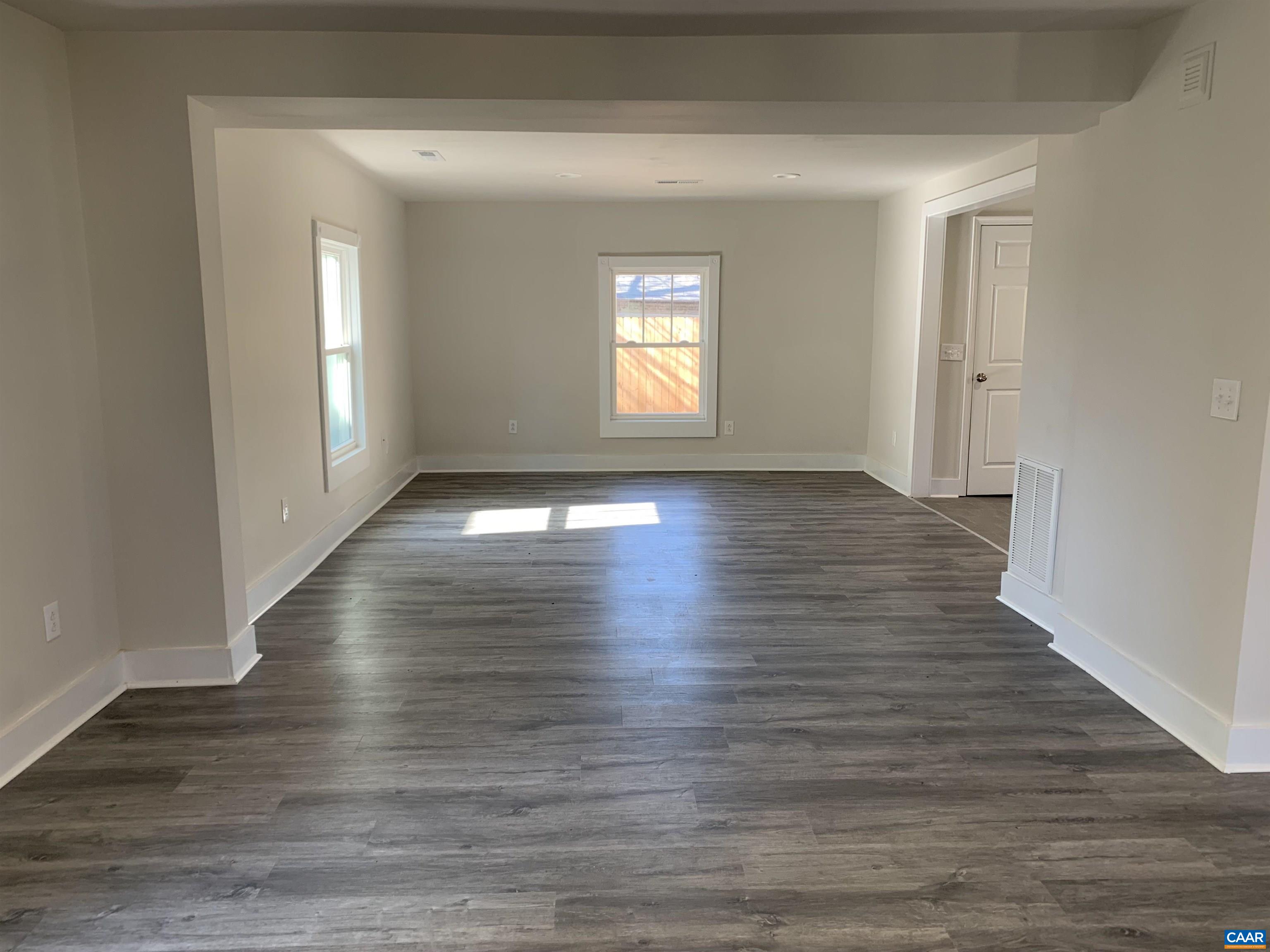 337 SW 6TH ST, CHARLOTTESVILLE, Virginia 22903, 2 Bedrooms Bedrooms, ,2 BathroomsBathrooms,Residential,337 SW 6TH ST,678634 MLS # 678634 337 SW 6TH ST, CHARLOTTESVILLE, Virginia 22903, 2 Bedrooms Bedrooms, ,2 BathroomsBathrooms,Residential,337 SW 6TH ST,678634 MLS # 678634