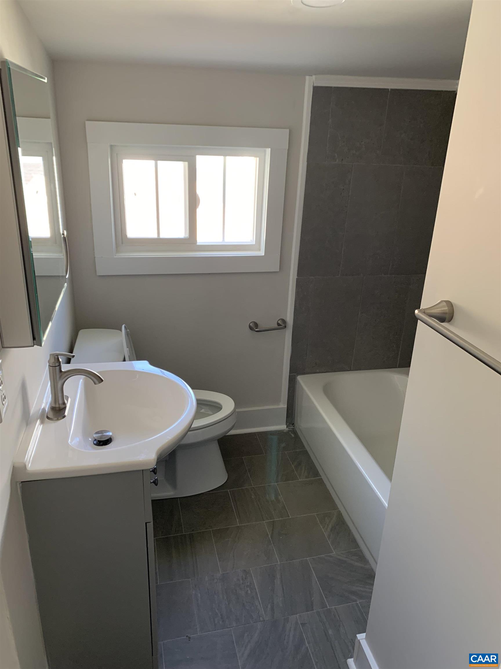 337 SW 6TH ST, CHARLOTTESVILLE, Virginia 22903, 2 Bedrooms Bedrooms, ,2 BathroomsBathrooms,Residential,337 SW 6TH ST,678634 MLS # 678634 337 SW 6TH ST, CHARLOTTESVILLE, Virginia 22903, 2 Bedrooms Bedrooms, ,2 BathroomsBathrooms,Residential,337 SW 6TH ST,678634 MLS # 678634
