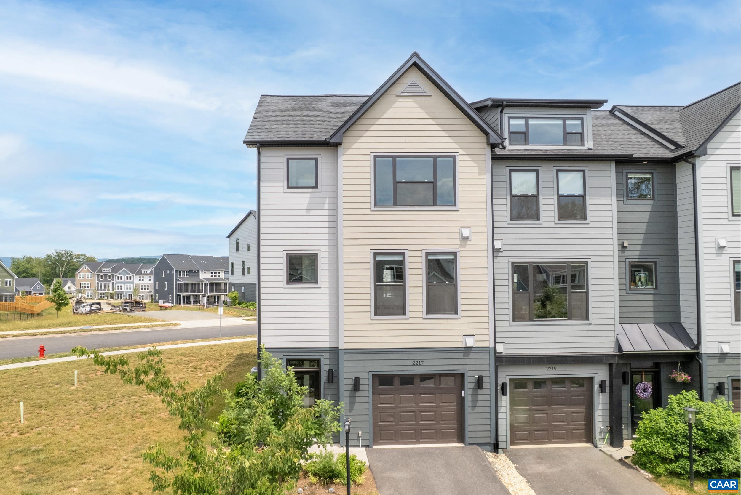 2217 FOWLER CIR, CHARLOTTESVILLE, Virginia 22901, 3 Bedrooms Bedrooms, ,3 BathroomsBathrooms,Residential,2217 FOWLER CIR,678642 MLS # 678642