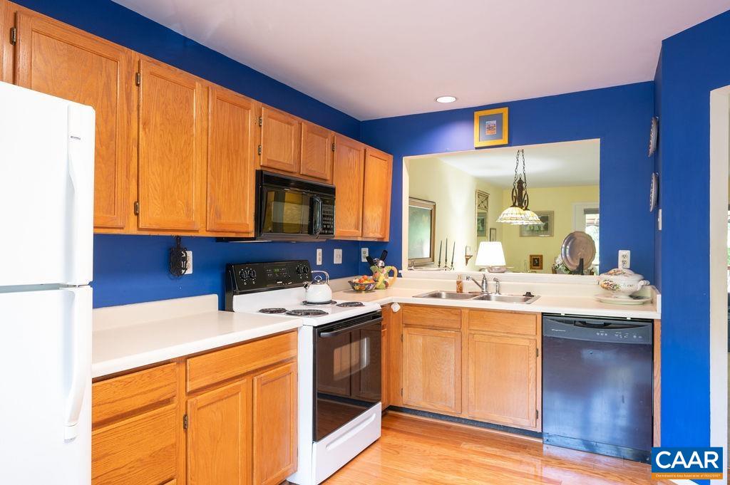 1335 WIMBLEDON WAY, CHARLOTTESVILLE, Virginia 22901, 2 Bedrooms Bedrooms, ,2 BathroomsBathrooms,Residential,1335 WIMBLEDON WAY,678644 MLS # 678644