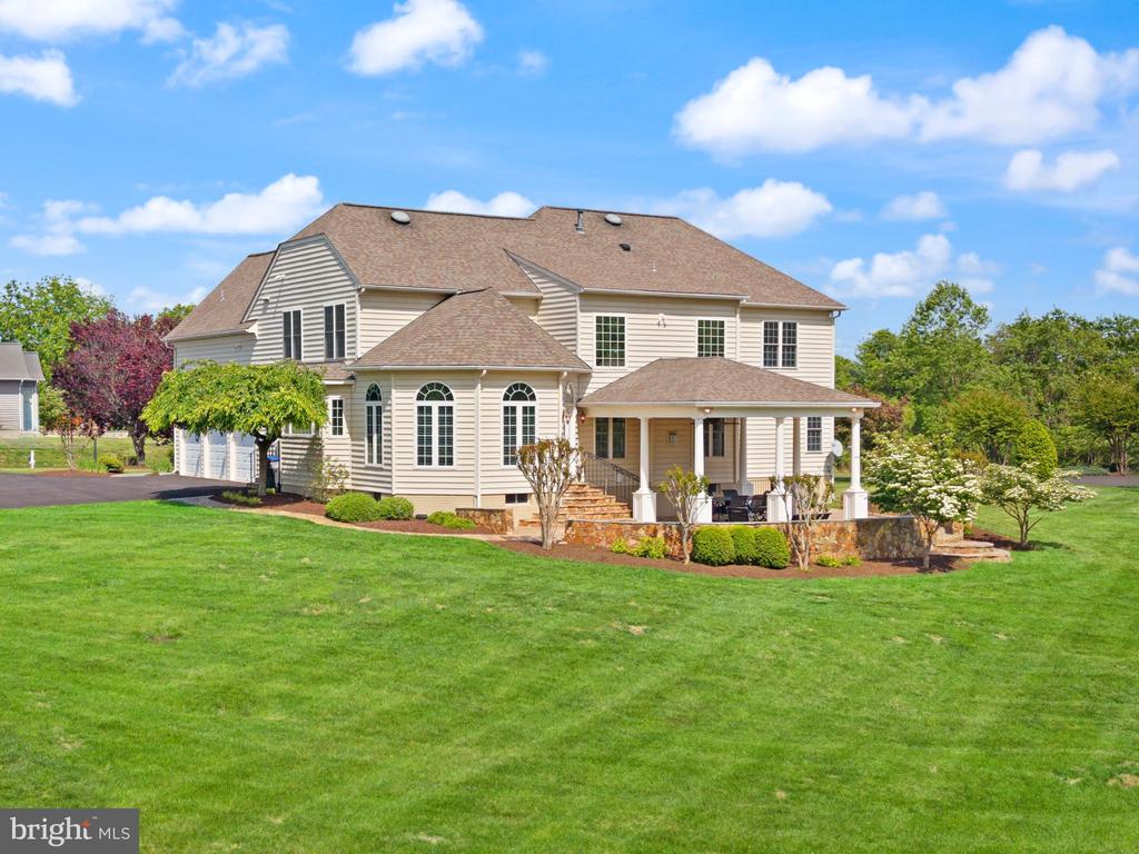 6962 EMMA CT, WARRENTON, Virginia 20187, 5 Bedrooms Bedrooms, ,4 BathroomsBathrooms,Residential,6962 EMMA CT,VAFQ2021620 MLS # VAFQ2021620 6962 EMMA CT, WARRENTON, Virginia 20187, 5 Bedrooms Bedrooms, ,4 BathroomsBathrooms,Residential,6962 EMMA CT,VAFQ2021620 MLS # VAFQ2021620