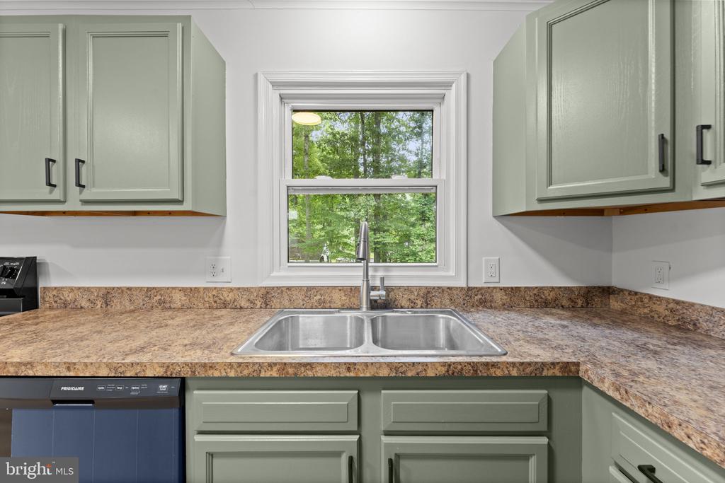 1821 JAMES CITY, REVA, Virginia 22735, 3 Bedrooms Bedrooms, ,1 BathroomBathrooms,Residential,1821 JAMES CITY,VAMA2002822 MLS # VAMA2002822 1821 JAMES CITY, REVA, Virginia 22735, 3 Bedrooms Bedrooms, ,1 BathroomBathrooms,Residential,1821 JAMES CITY,VAMA2002822 MLS # VAMA2002822
