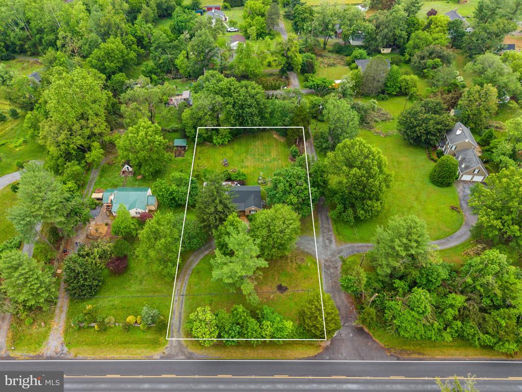 6428 JOHN S MOSBY HWY, MIDDLEBURG, Virginia 20117, 4 Bedrooms Bedrooms, ,3 BathroomsBathrooms,Residential,6428 JOHN S MOSBY HWY,VAFQ2022624 MLS # VAFQ2022624