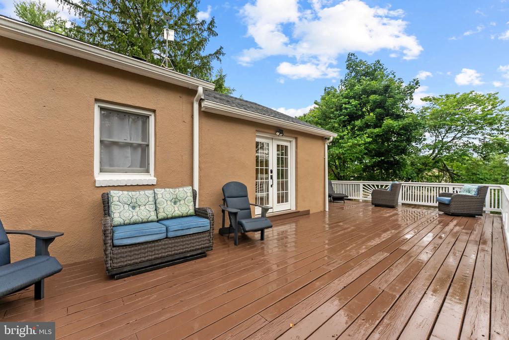 6428 JOHN S MOSBY HWY, MIDDLEBURG, Virginia 20117, 4 Bedrooms Bedrooms, ,3 BathroomsBathrooms,Residential,6428 JOHN S MOSBY HWY,VAFQ2022624 MLS # VAFQ2022624