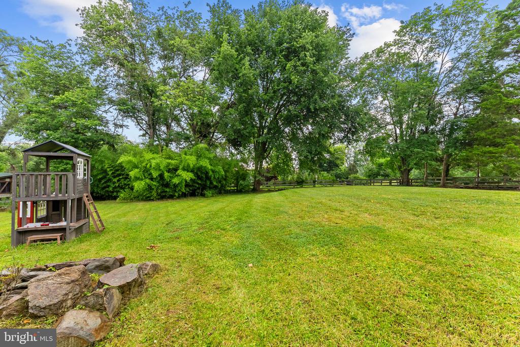 6428 JOHN S MOSBY HWY, MIDDLEBURG, Virginia 20117, 4 Bedrooms Bedrooms, ,3 BathroomsBathrooms,Residential,6428 JOHN S MOSBY HWY,VAFQ2022624 MLS # VAFQ2022624