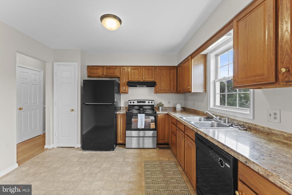 11701 BATTLE RIDGE DR, REMINGTON, Virginia 22734, 3 Bedrooms Bedrooms, ,2 BathroomsBathrooms,Residential,11701 BATTLE RIDGE DR,VAFQ2022704 MLS # VAFQ2022704 11701 BATTLE RIDGE DR, REMINGTON, Virginia 22734, 3 Bedrooms Bedrooms, ,2 BathroomsBathrooms,Residential,11701 BATTLE RIDGE DR,VAFQ2022704 MLS # VAFQ2022704