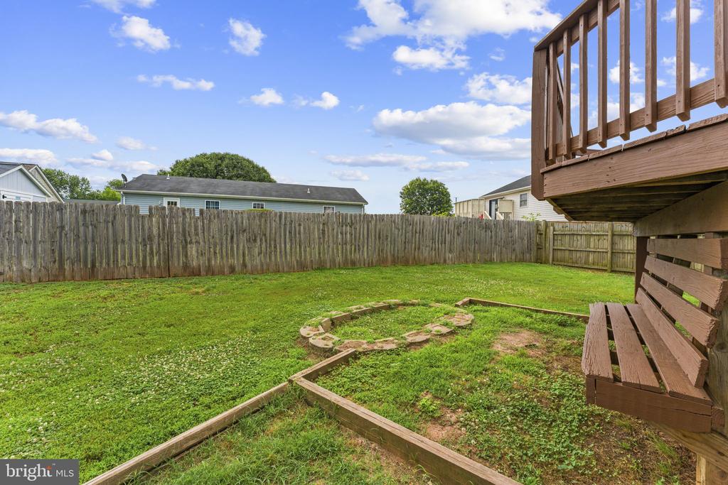 11701 BATTLE RIDGE DR, REMINGTON, Virginia 22734, 3 Bedrooms Bedrooms, ,2 BathroomsBathrooms,Residential,11701 BATTLE RIDGE DR,VAFQ2022704 MLS # VAFQ2022704 11701 BATTLE RIDGE DR, REMINGTON, Virginia 22734, 3 Bedrooms Bedrooms, ,2 BathroomsBathrooms,Residential,11701 BATTLE RIDGE DR,VAFQ2022704 MLS # VAFQ2022704