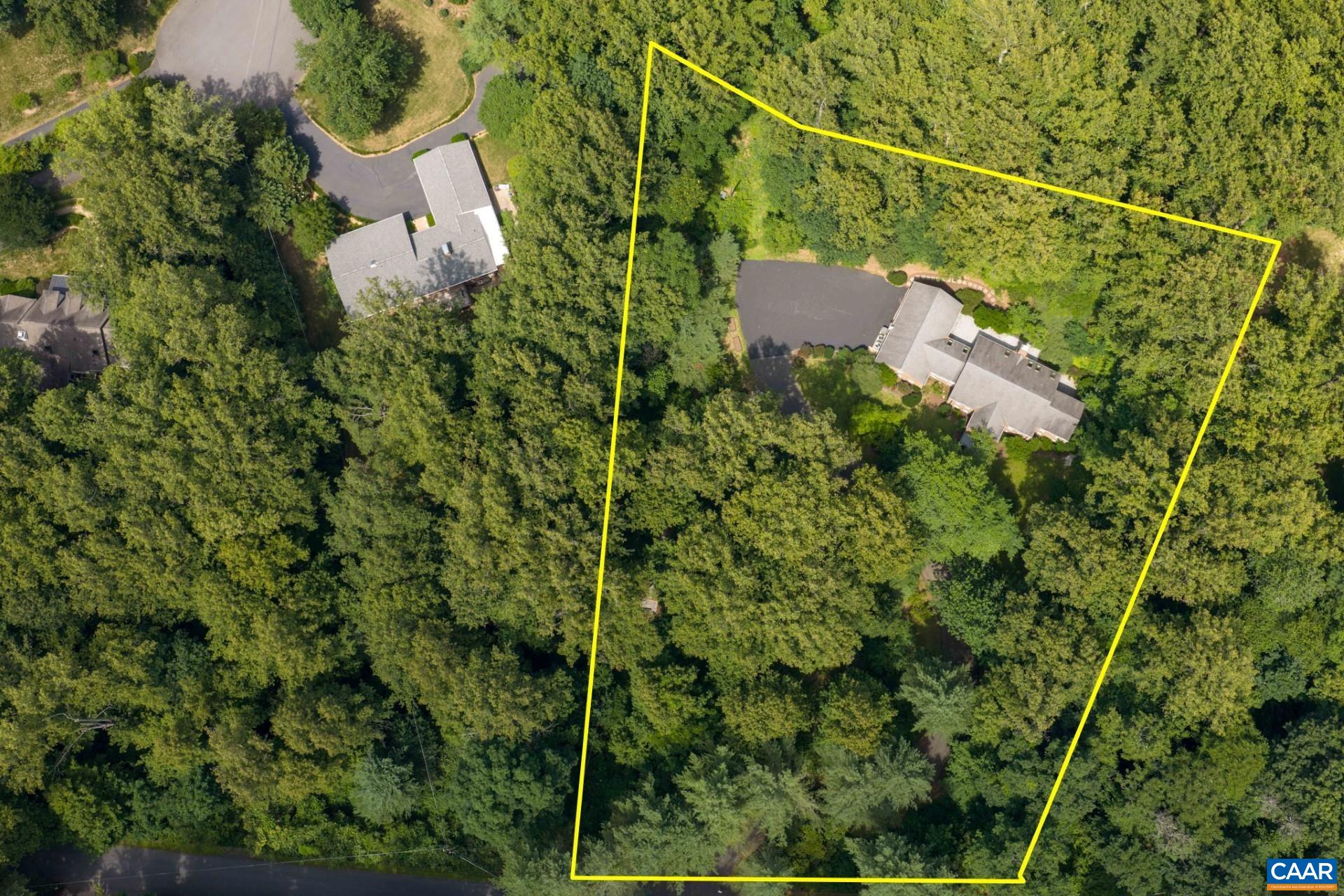 715 TANGLEWOOD RD, CHARLOTTESVILLE, Virginia 22901, 4 Bedrooms Bedrooms, ,4 BathroomsBathrooms,Residential,715 TANGLEWOOD RD,678650 MLS # 678650 715 TANGLEWOOD RD, CHARLOTTESVILLE, Virginia 22901, 4 Bedrooms Bedrooms, ,4 BathroomsBathrooms,Residential,715 TANGLEWOOD RD,678650 MLS # 678650