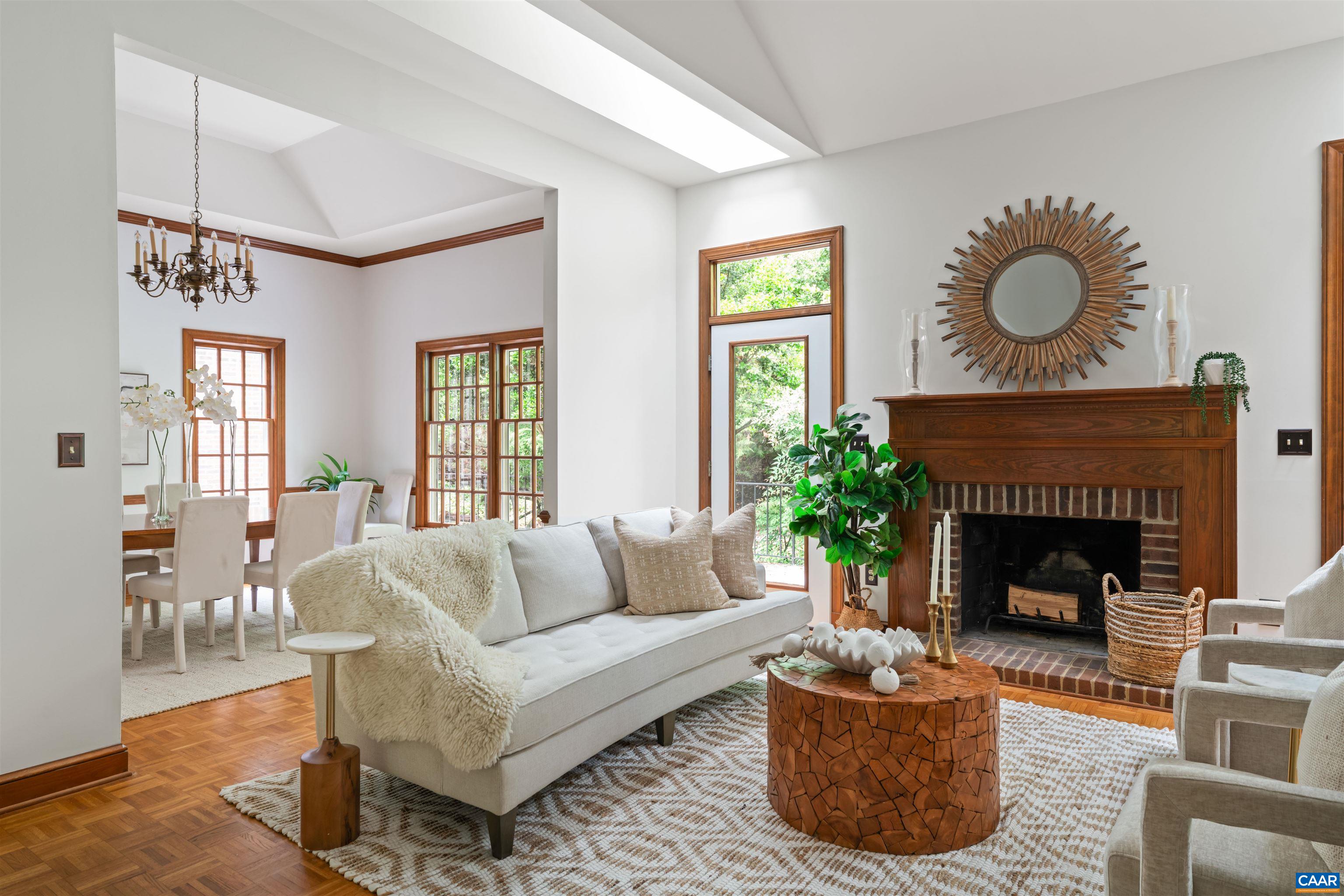 715 TANGLEWOOD RD, CHARLOTTESVILLE, Virginia 22901, 4 Bedrooms Bedrooms, ,4 BathroomsBathrooms,Residential,715 TANGLEWOOD RD,678650 MLS # 678650 715 TANGLEWOOD RD, CHARLOTTESVILLE, Virginia 22901, 4 Bedrooms Bedrooms, ,4 BathroomsBathrooms,Residential,715 TANGLEWOOD RD,678650 MLS # 678650