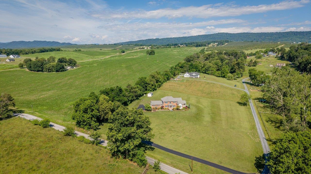 17707 ANDRICK MILL RD, TIMBERVILLE, Virginia 22853, 3 Bedrooms Bedrooms, ,3 BathroomsBathrooms,Residential,17707 ANDRICK MILL RD,678652 MLS # 678652 17707 ANDRICK MILL RD, TIMBERVILLE, Virginia 22853, 3 Bedrooms Bedrooms, ,3 BathroomsBathrooms,Residential,17707 ANDRICK MILL RD,678652 MLS # 678652