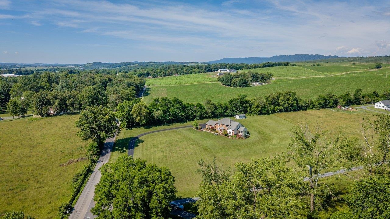 17707 ANDRICK MILL RD, TIMBERVILLE, Virginia 22853, 3 Bedrooms Bedrooms, ,3 BathroomsBathrooms,Residential,17707 ANDRICK MILL RD,678652 MLS # 678652 17707 ANDRICK MILL RD, TIMBERVILLE, Virginia 22853, 3 Bedrooms Bedrooms, ,3 BathroomsBathrooms,Residential,17707 ANDRICK MILL RD,678652 MLS # 678652