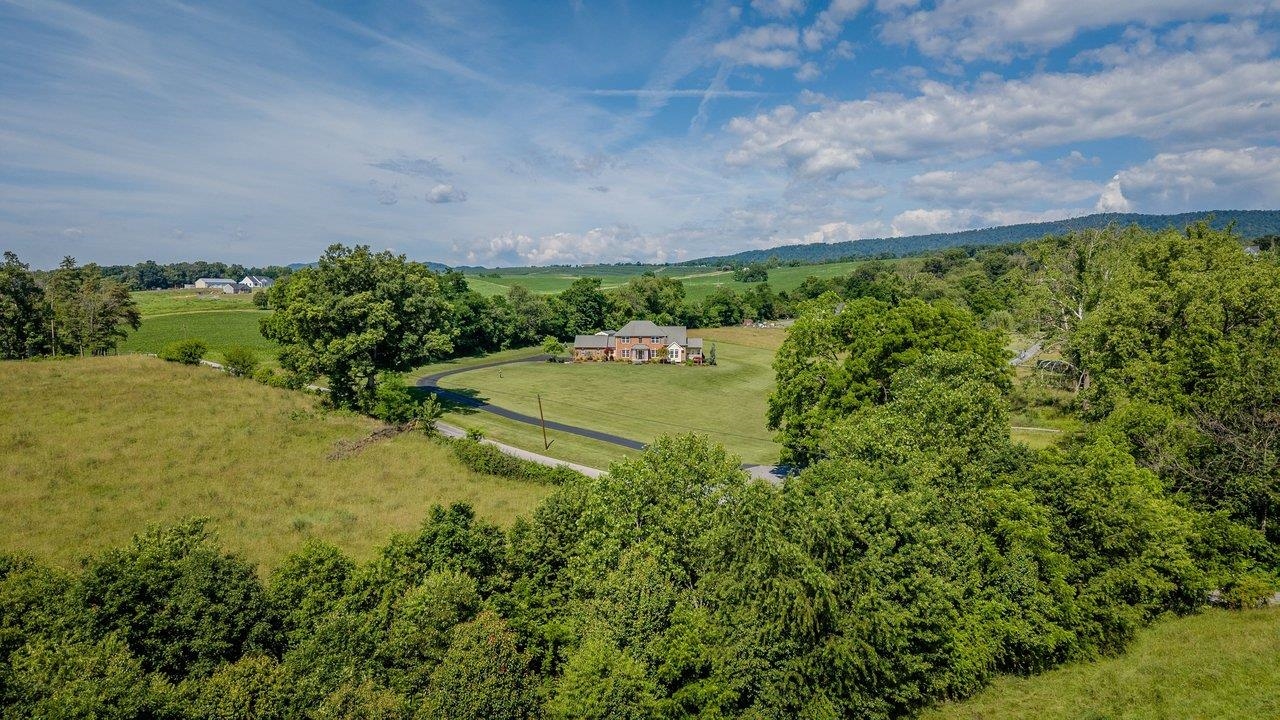 17707 ANDRICK MILL RD, TIMBERVILLE, Virginia 22853, 3 Bedrooms Bedrooms, ,3 BathroomsBathrooms,Residential,17707 ANDRICK MILL RD,678652 MLS # 678652 17707 ANDRICK MILL RD, TIMBERVILLE, Virginia 22853, 3 Bedrooms Bedrooms, ,3 BathroomsBathrooms,Residential,17707 ANDRICK MILL RD,678652 MLS # 678652
