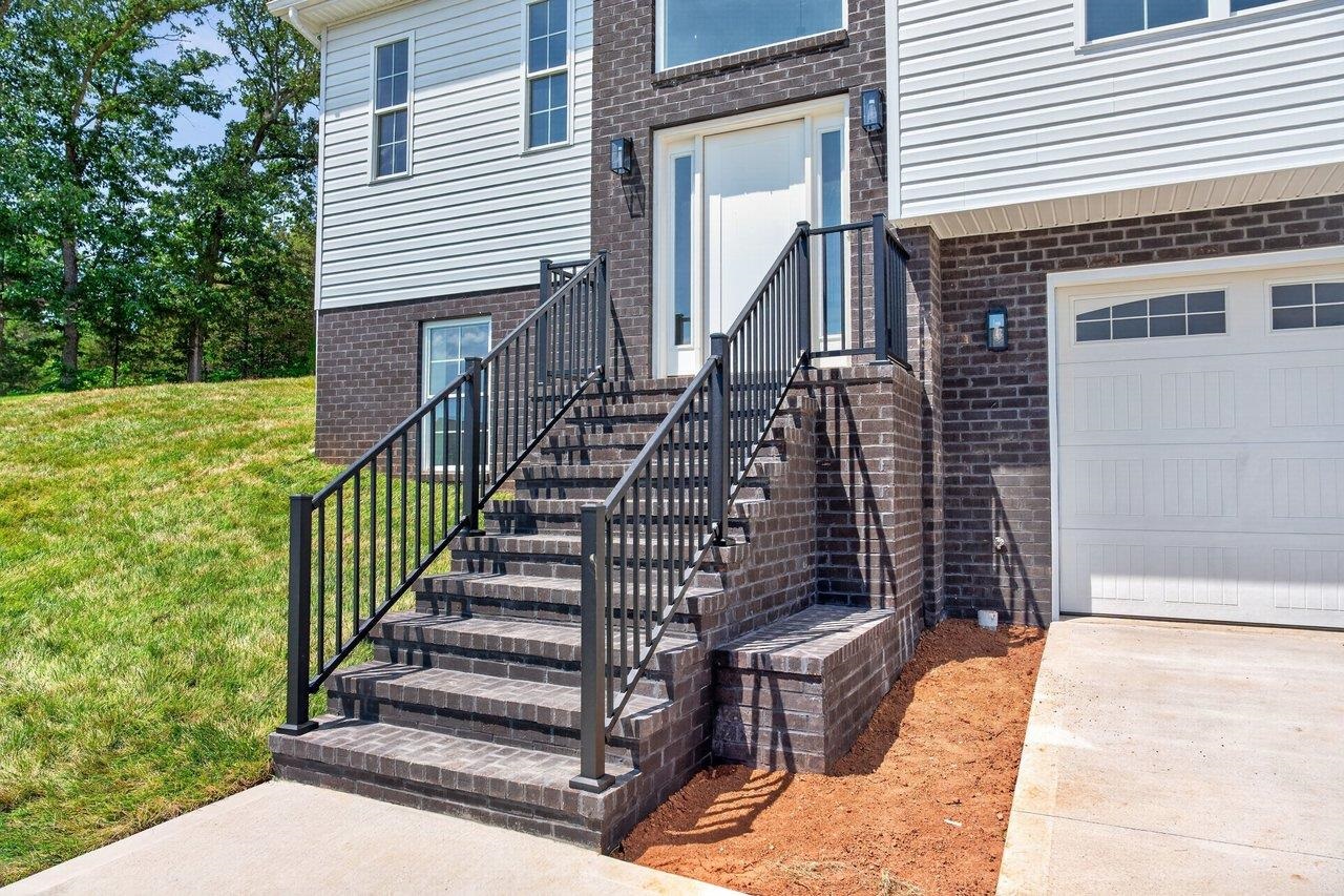 211 SUFFOLK DR, ROCKINGHAM, Virginia 22801, 4 Bedrooms Bedrooms, ,3 BathroomsBathrooms,Residential,211 SUFFOLK DR,678657 MLS # 678657 211 SUFFOLK DR, ROCKINGHAM, Virginia 22801, 4 Bedrooms Bedrooms, ,3 BathroomsBathrooms,Residential,211 SUFFOLK DR,678657 MLS # 678657