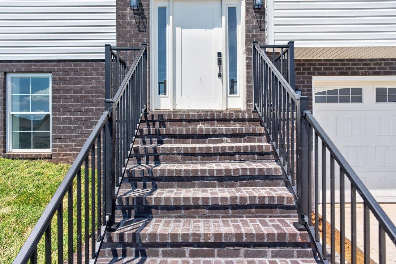 211 SUFFOLK DR, ROCKINGHAM, Virginia 22801, 4 Bedrooms Bedrooms, ,3 BathroomsBathrooms,Residential,211 SUFFOLK DR,678657 MLS # 678657 211 SUFFOLK DR, ROCKINGHAM, Virginia 22801, 4 Bedrooms Bedrooms, ,3 BathroomsBathrooms,Residential,211 SUFFOLK DR,678657 MLS # 678657