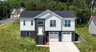 211 SUFFOLK DR, ROCKINGHAM, Virginia 22801, 4 Bedrooms Bedrooms, ,3 BathroomsBathrooms,Residential,211 SUFFOLK DR,678657 MLS # 678657