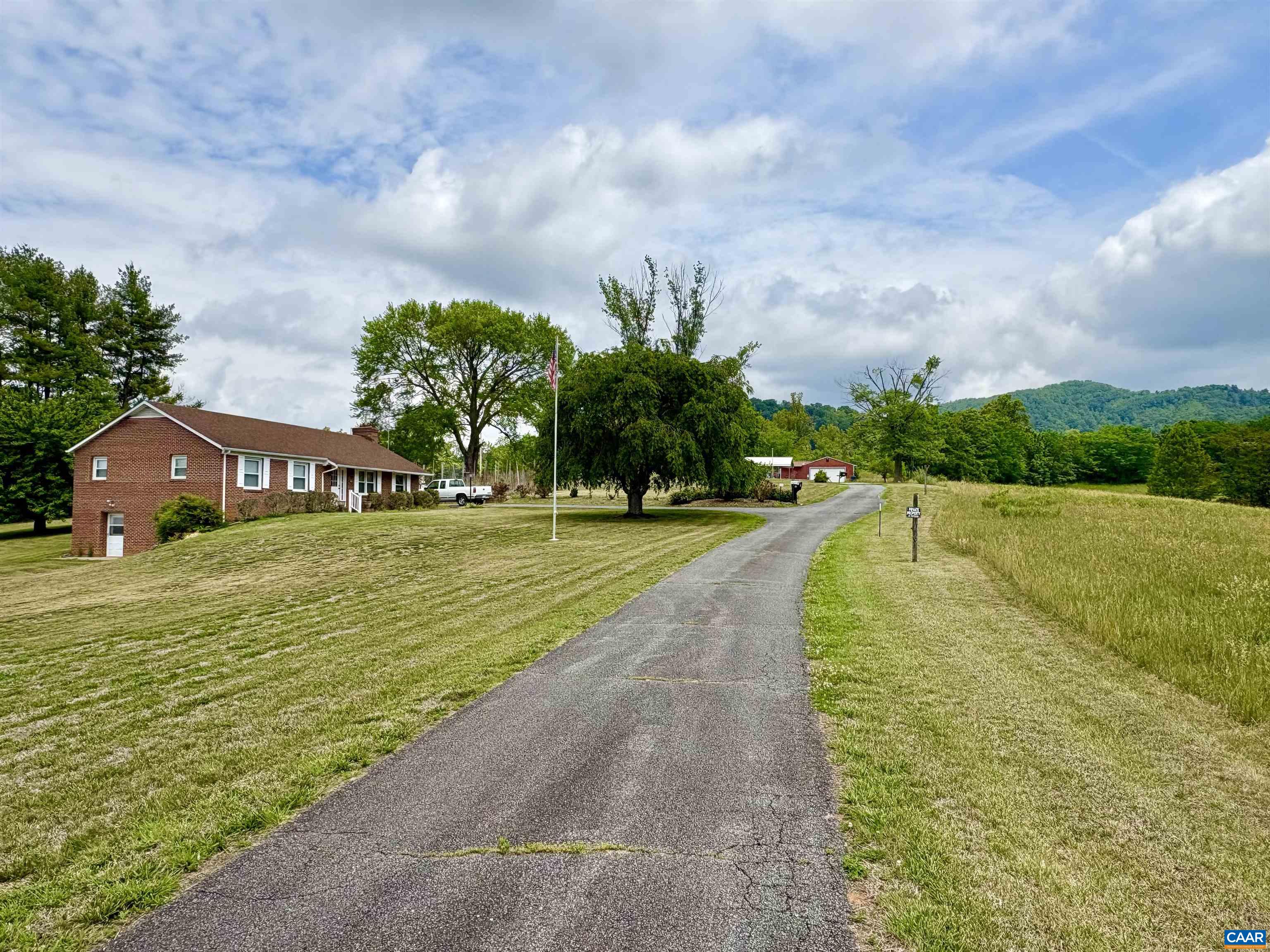 601 LAKE VIEW LN, LOVINGSTON, Virginia 22949, 3 Bedrooms Bedrooms, ,1 BathroomBathrooms,Residential,601 LAKE VIEW LN,678659 MLS # 678659 601 LAKE VIEW LN, LOVINGSTON, Virginia 22949, 3 Bedrooms Bedrooms, ,1 BathroomBathrooms,Residential,601 LAKE VIEW LN,678659 MLS # 678659