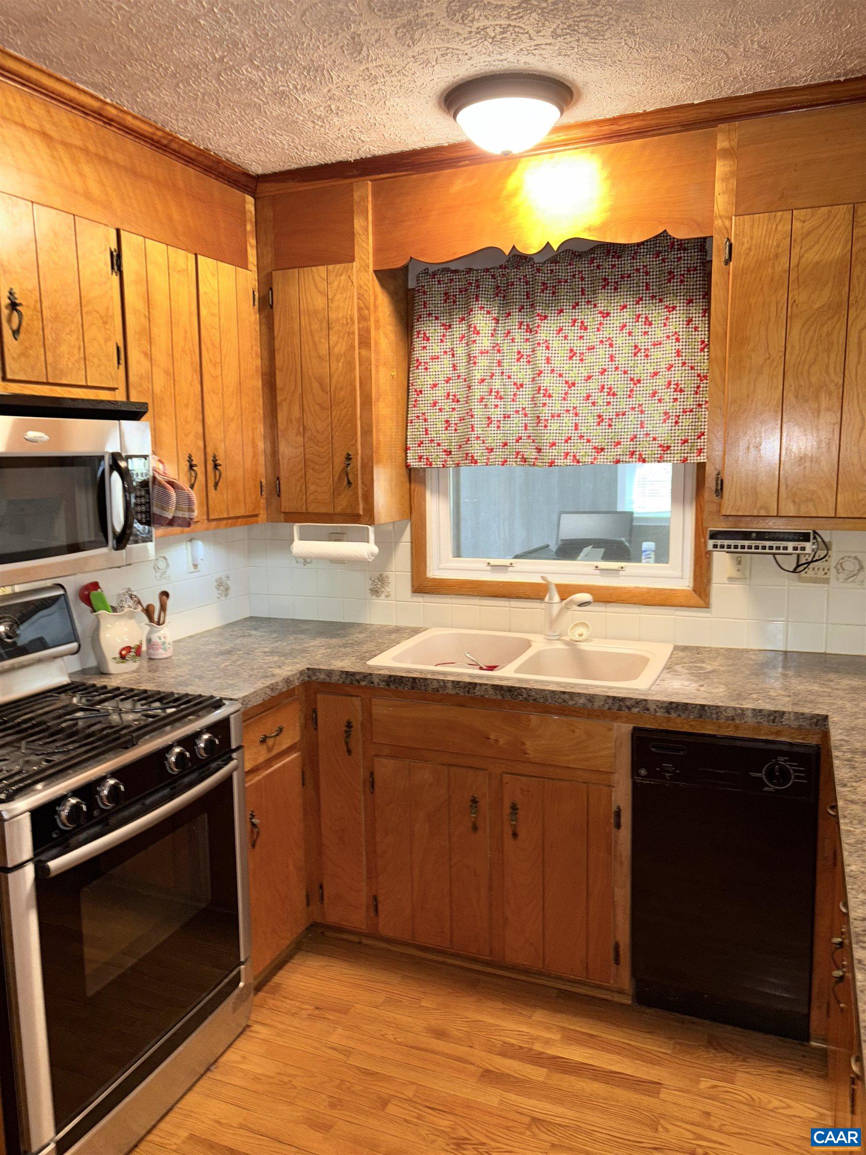 601 LAKE VIEW LN, LOVINGSTON, Virginia 22949, 3 Bedrooms Bedrooms, ,1 BathroomBathrooms,Residential,601 LAKE VIEW LN,678659 MLS # 678659 601 LAKE VIEW LN, LOVINGSTON, Virginia 22949, 3 Bedrooms Bedrooms, ,1 BathroomBathrooms,Residential,601 LAKE VIEW LN,678659 MLS # 678659