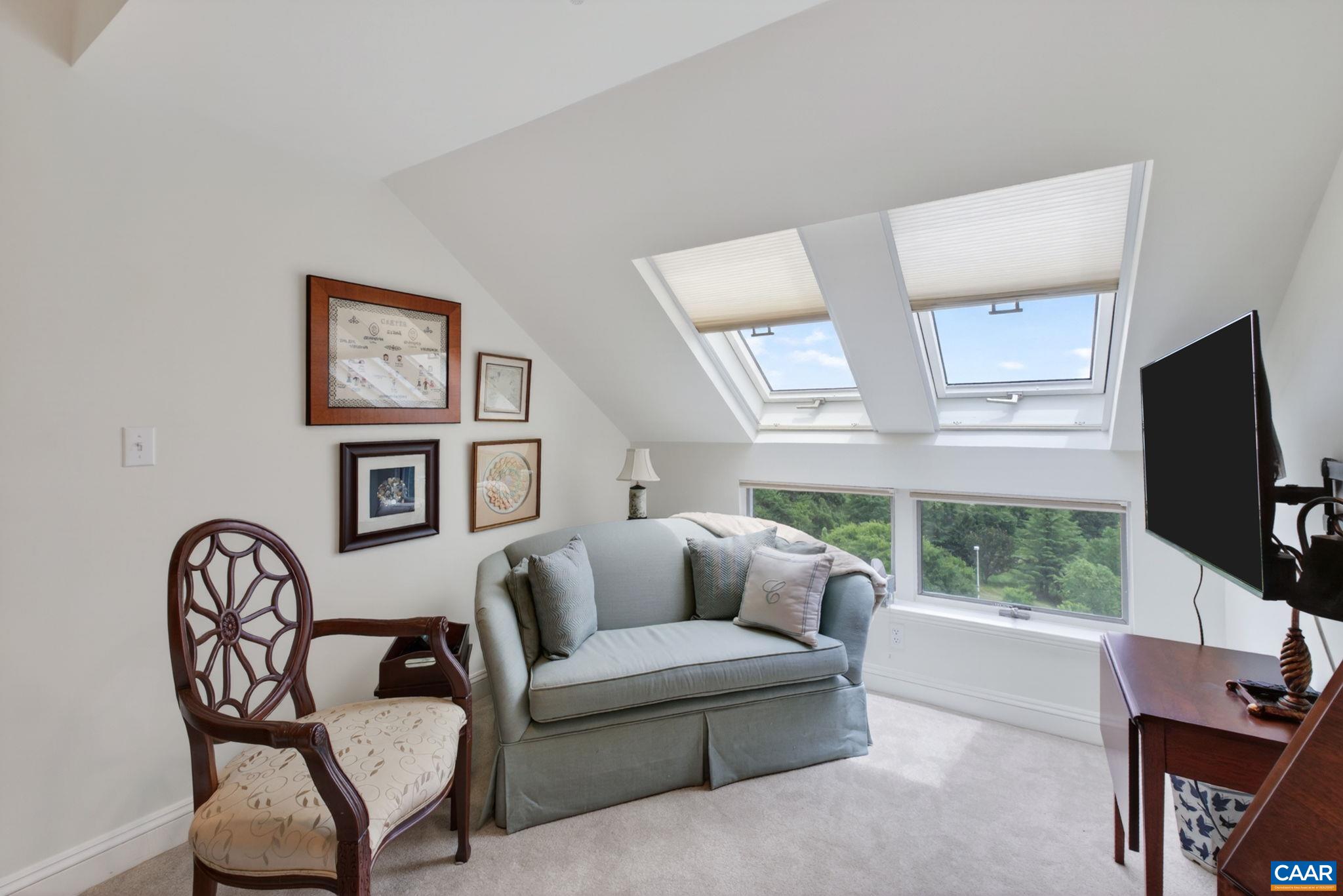 500 CRESTWOOD DR, CHARLOTTESVILLE, Virginia 22903, 2 Bedrooms Bedrooms, ,2 BathroomsBathrooms,Residential,500 CRESTWOOD DR,678660 MLS # 678660 500 CRESTWOOD DR, CHARLOTTESVILLE, Virginia 22903, 2 Bedrooms Bedrooms, ,2 BathroomsBathrooms,Residential,500 CRESTWOOD DR,678660 MLS # 678660