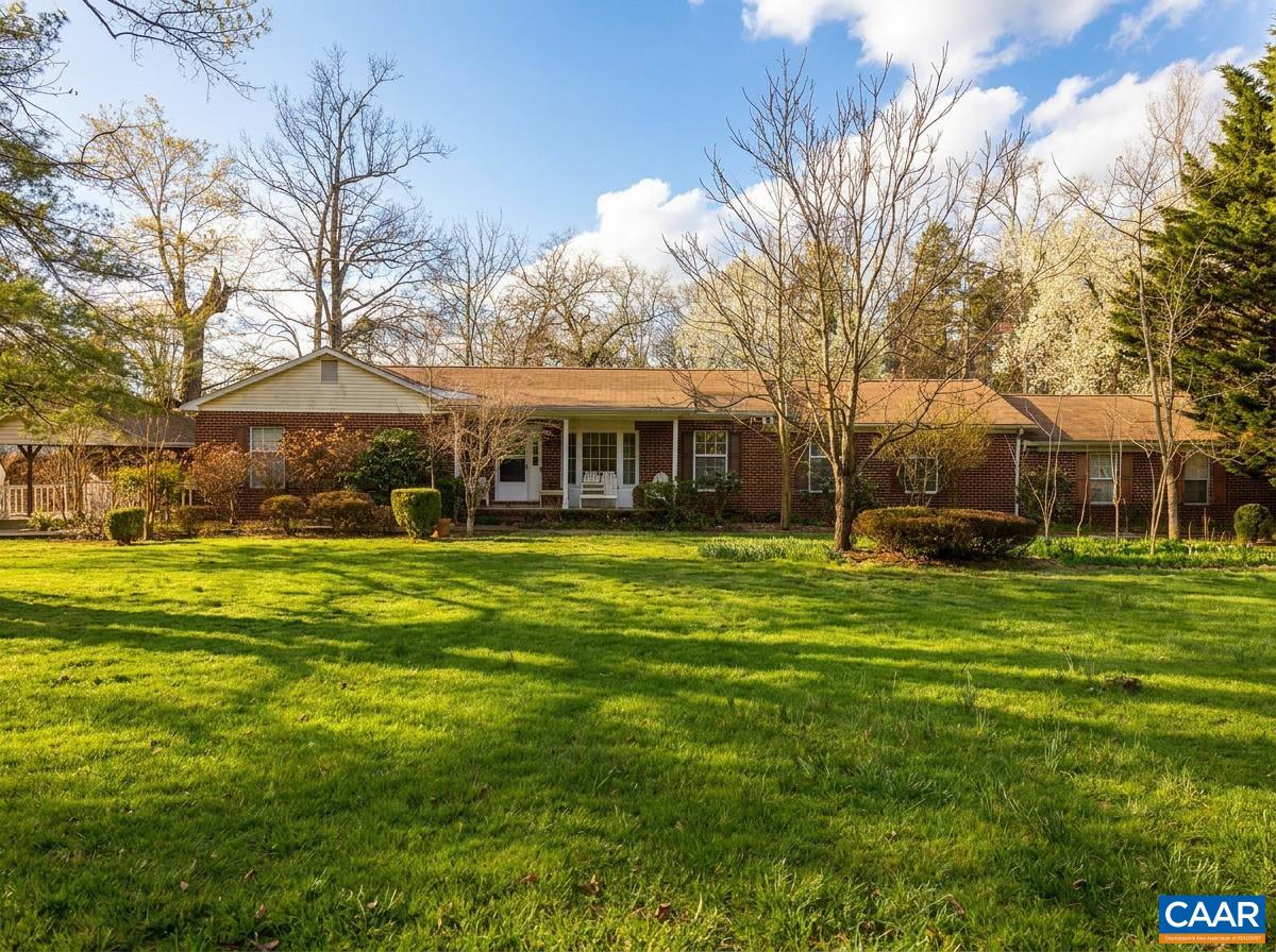 5705 LOUISA RD, KESWICK, Virginia 22947, 4 Bedrooms Bedrooms, ,3 BathroomsBathrooms,Residential,5705 LOUISA RD,678664 MLS # 678664