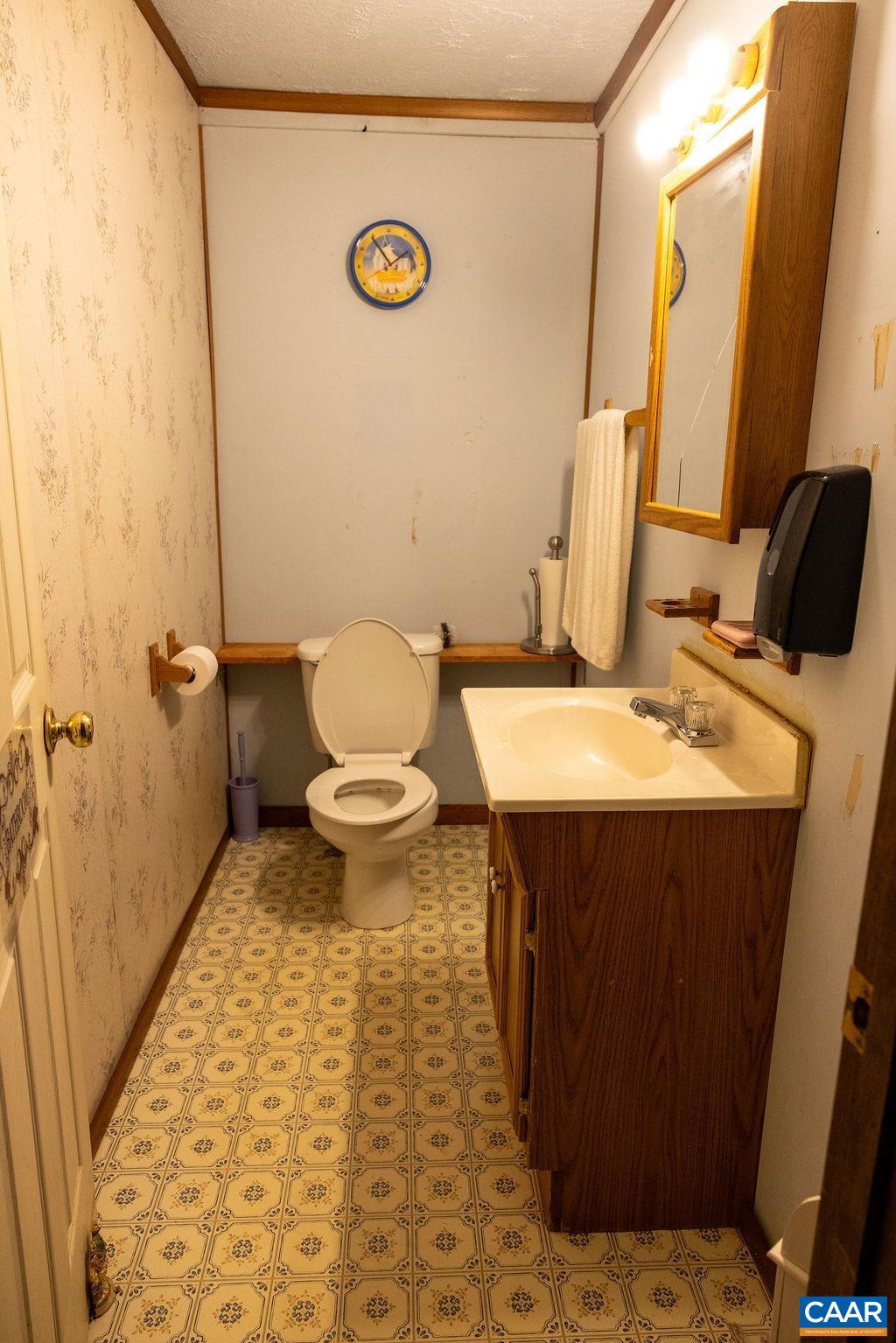 5705 LOUISA RD, KESWICK, Virginia 22947, 4 Bedrooms Bedrooms, ,3 BathroomsBathrooms,Residential,5705 LOUISA RD,678664 MLS # 678664