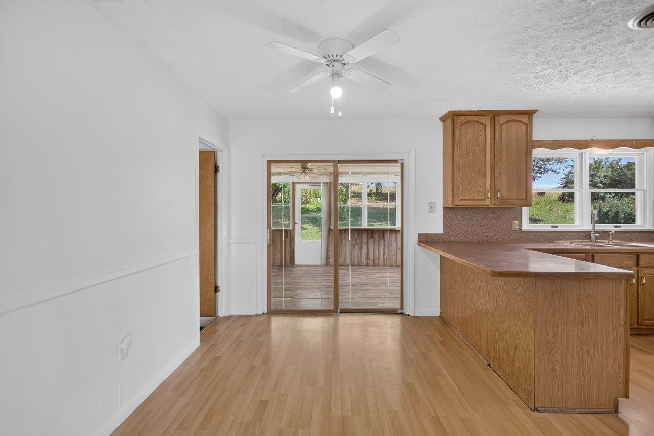 1627 BARBERSHOP RD, EDINBURG, Virginia 22824, 3 Bedrooms Bedrooms, ,2 BathroomsBathrooms,Residential,1627 BARBERSHOP RD,678667 MLS # 678667