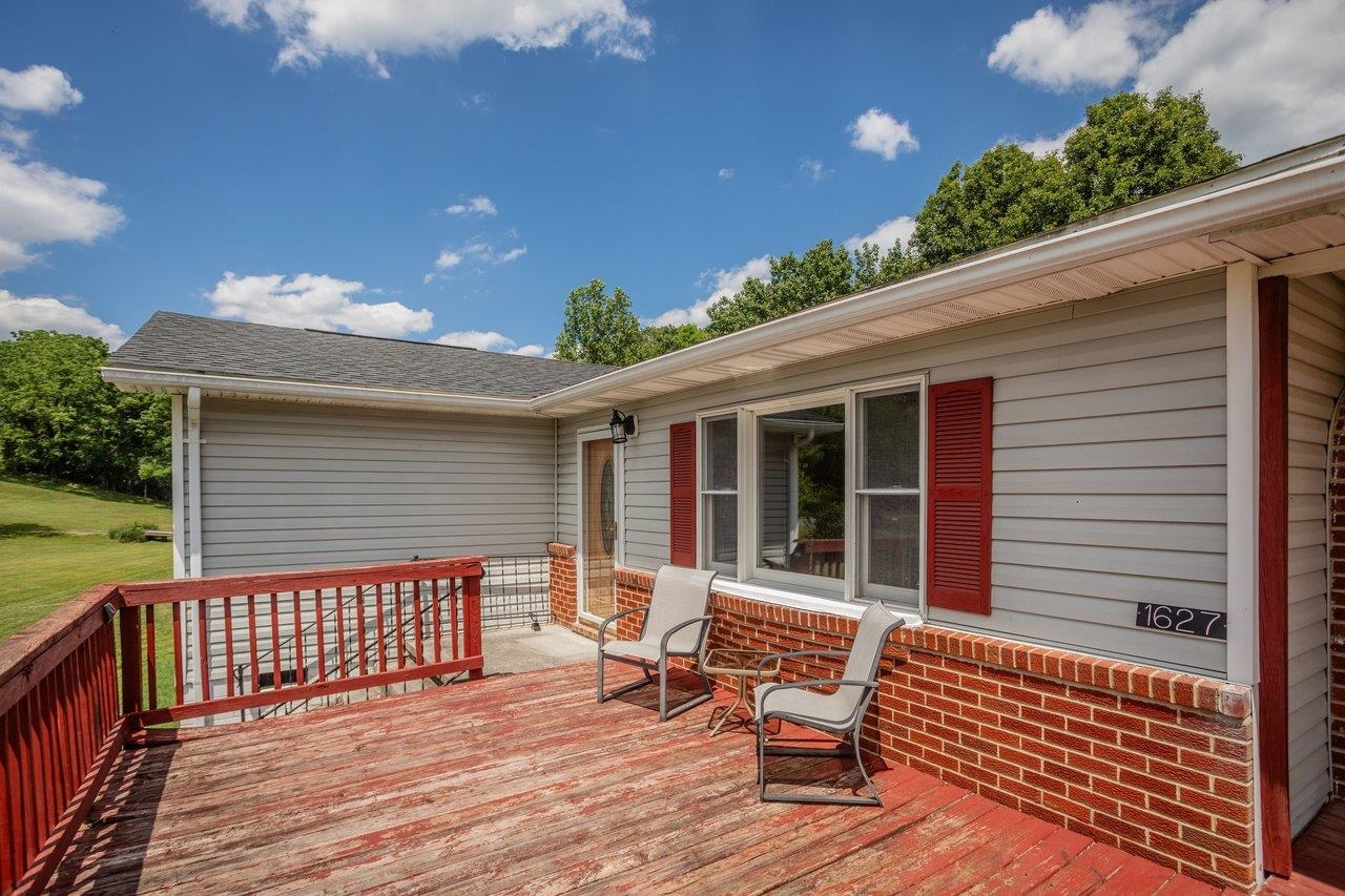 1627 BARBERSHOP RD, EDINBURG, Virginia 22824, 3 Bedrooms Bedrooms, ,2 BathroomsBathrooms,Residential,1627 BARBERSHOP RD,678667 MLS # 678667