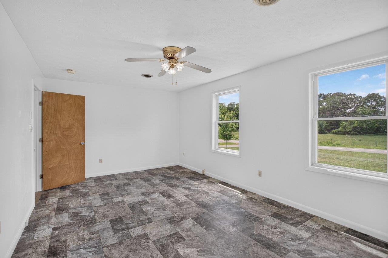 1627 BARBERSHOP RD, EDINBURG, Virginia 22824, 3 Bedrooms Bedrooms, ,2 BathroomsBathrooms,Residential,1627 BARBERSHOP RD,678667 MLS # 678667