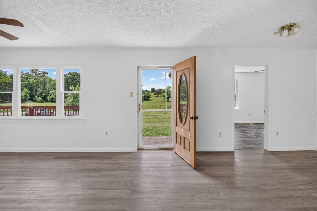1627 BARBERSHOP RD, EDINBURG, Virginia 22824, 3 Bedrooms Bedrooms, ,2 BathroomsBathrooms,Residential,1627 BARBERSHOP RD,678667 MLS # 678667