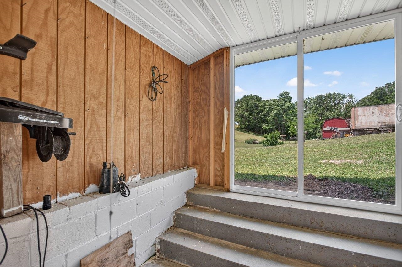 1627 BARBERSHOP RD, EDINBURG, Virginia 22824, 3 Bedrooms Bedrooms, ,2 BathroomsBathrooms,Residential,1627 BARBERSHOP RD,678667 MLS # 678667